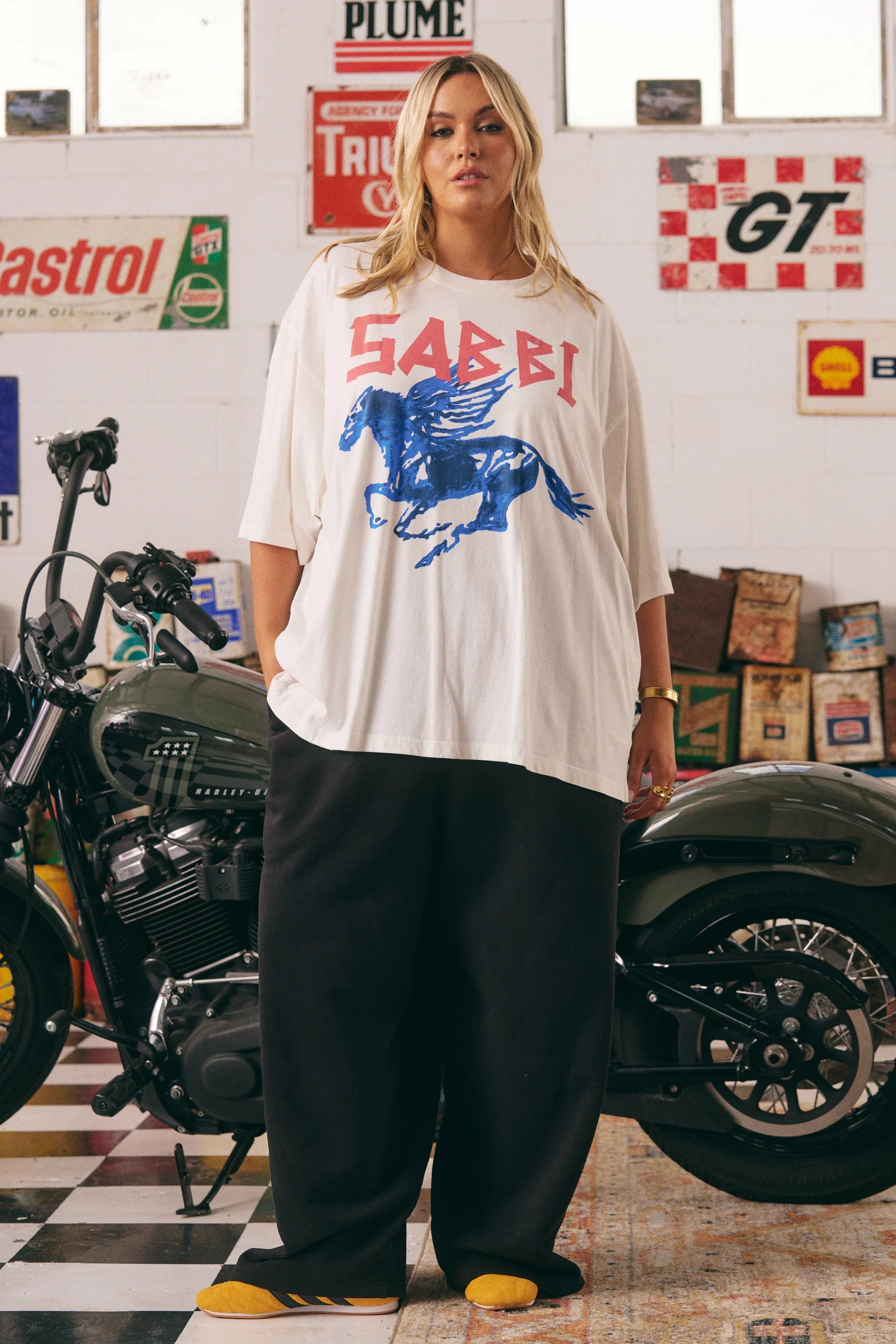 THE VERY OVERSIZED RHINESTONE TEE - MARSHMALLOW