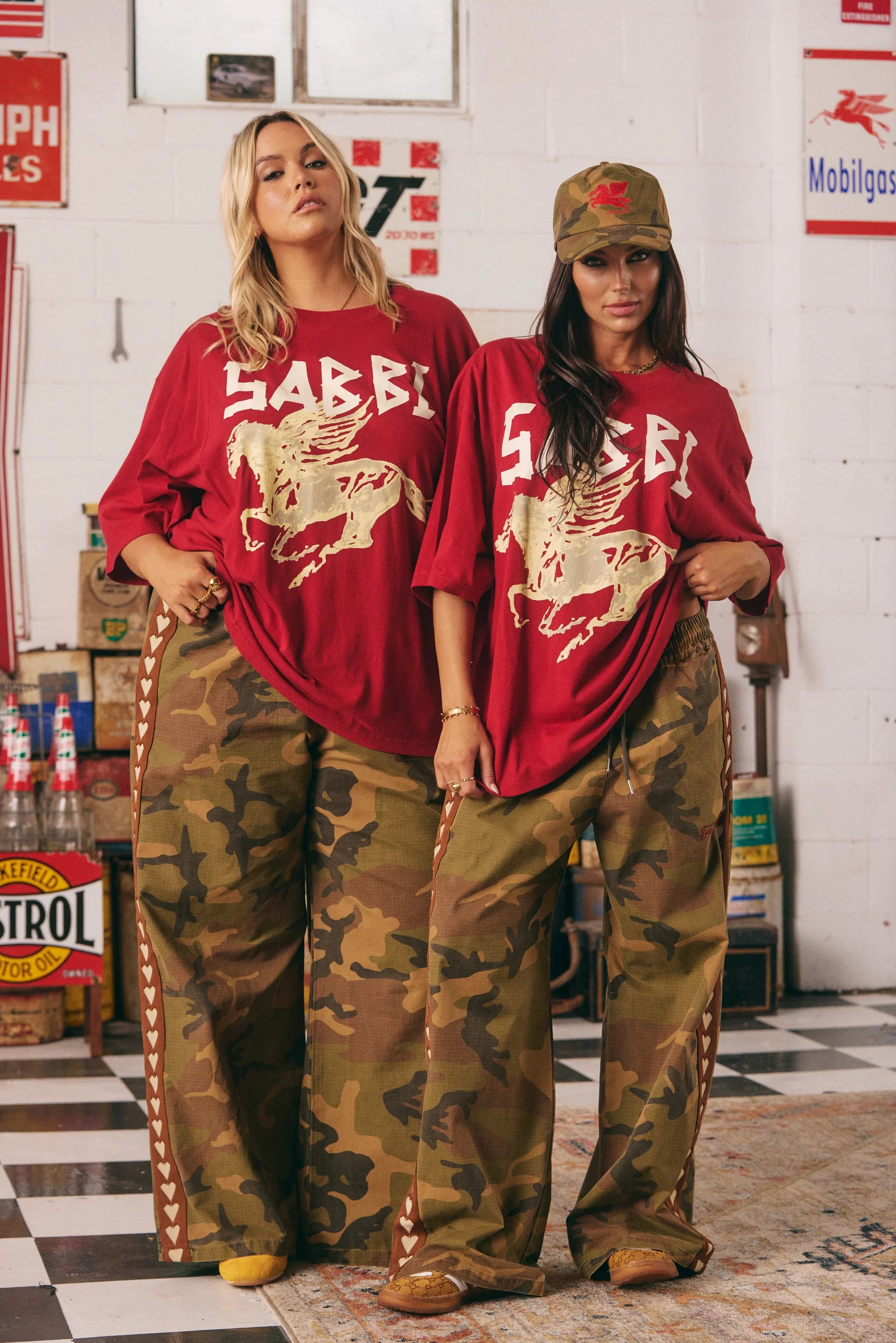 THE VERY OVERSIZED RHINESTONE TEE - RED