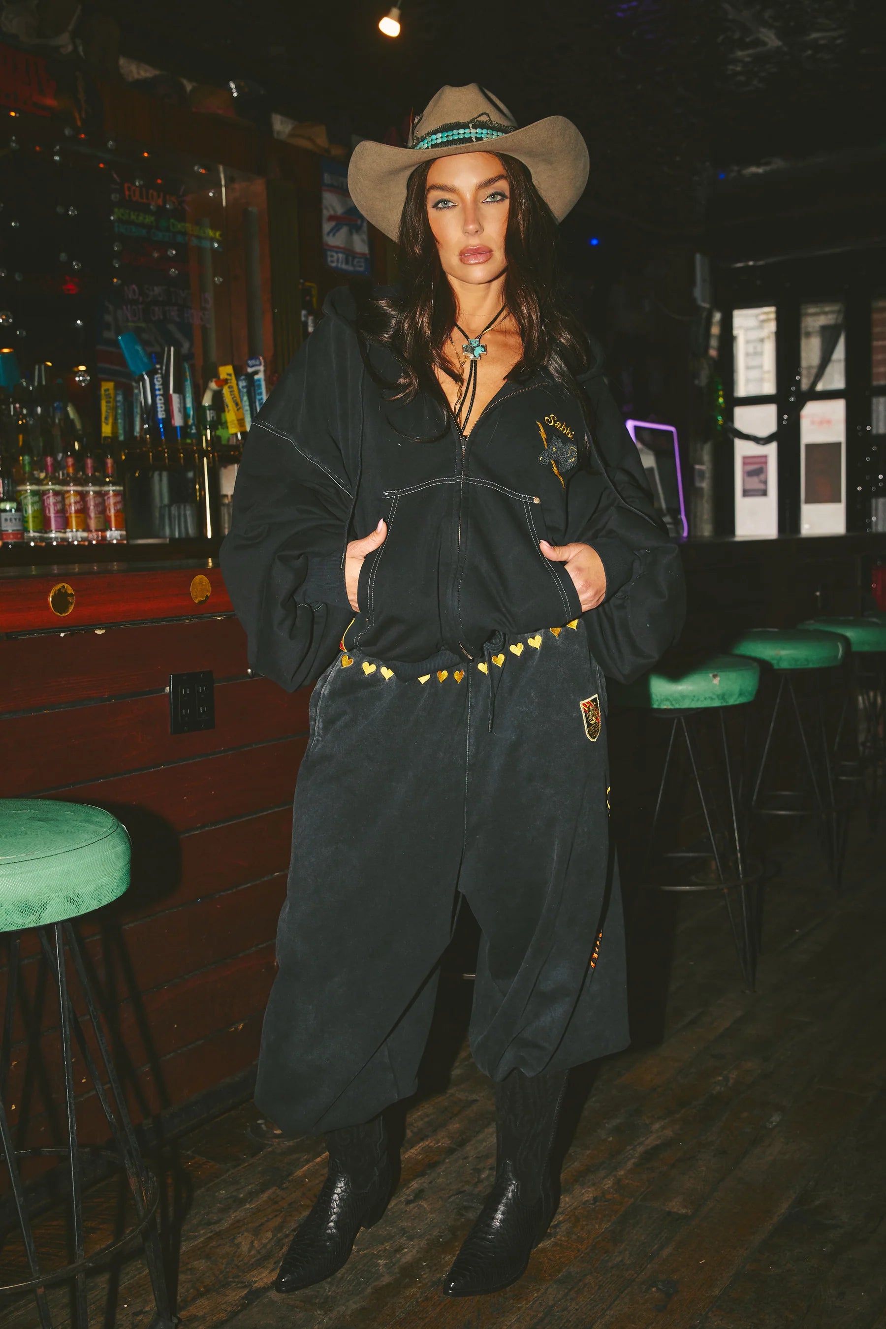 THE BE-YOUTIFUL WIDE LEG SWEAT PANTS - BLACK