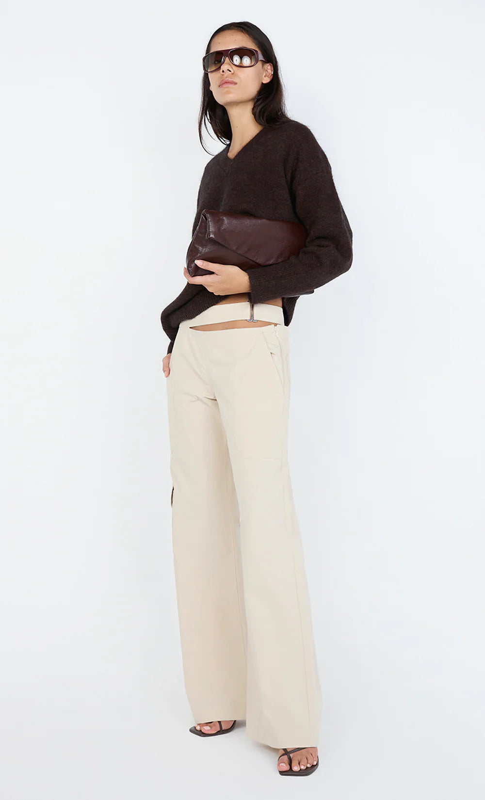 CAMPBELL V NECK JUMPER - Chocolate