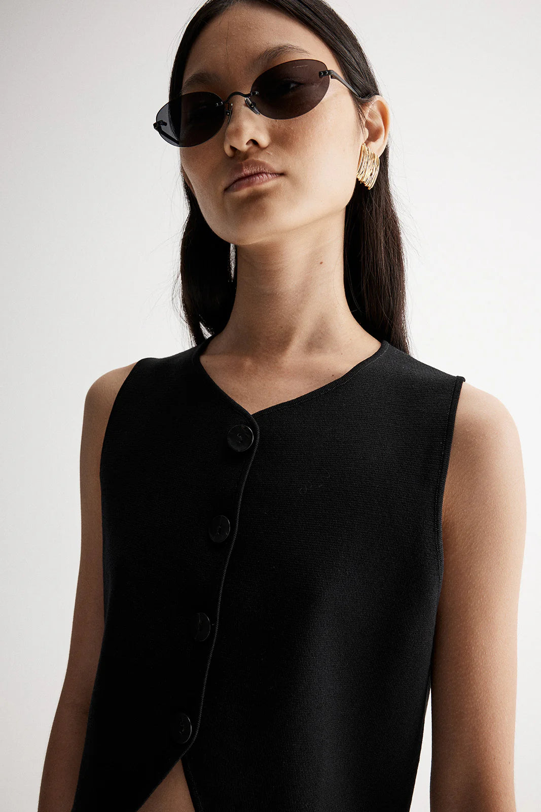 hester cropped knit vest - black