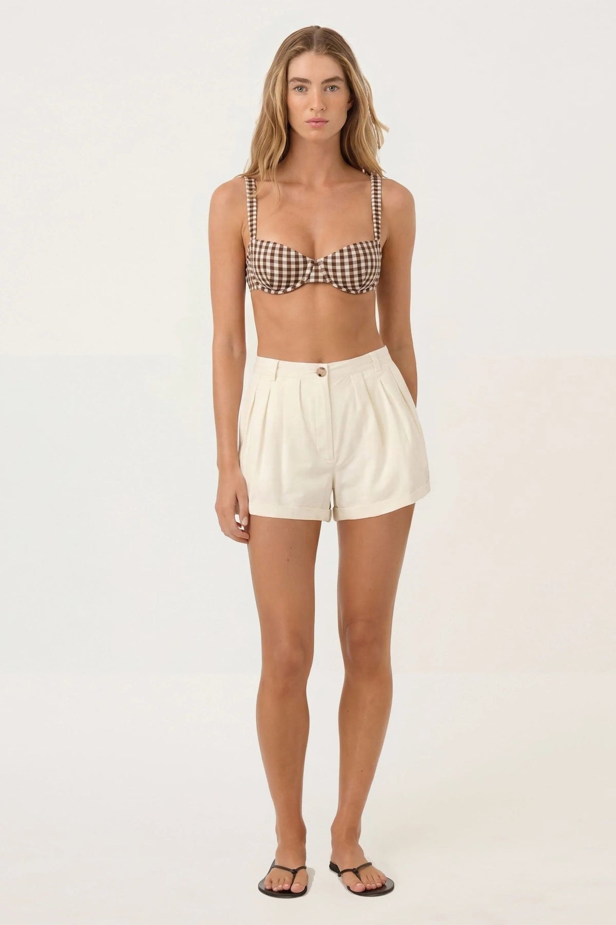 Pleated Essential Short - Gardenia