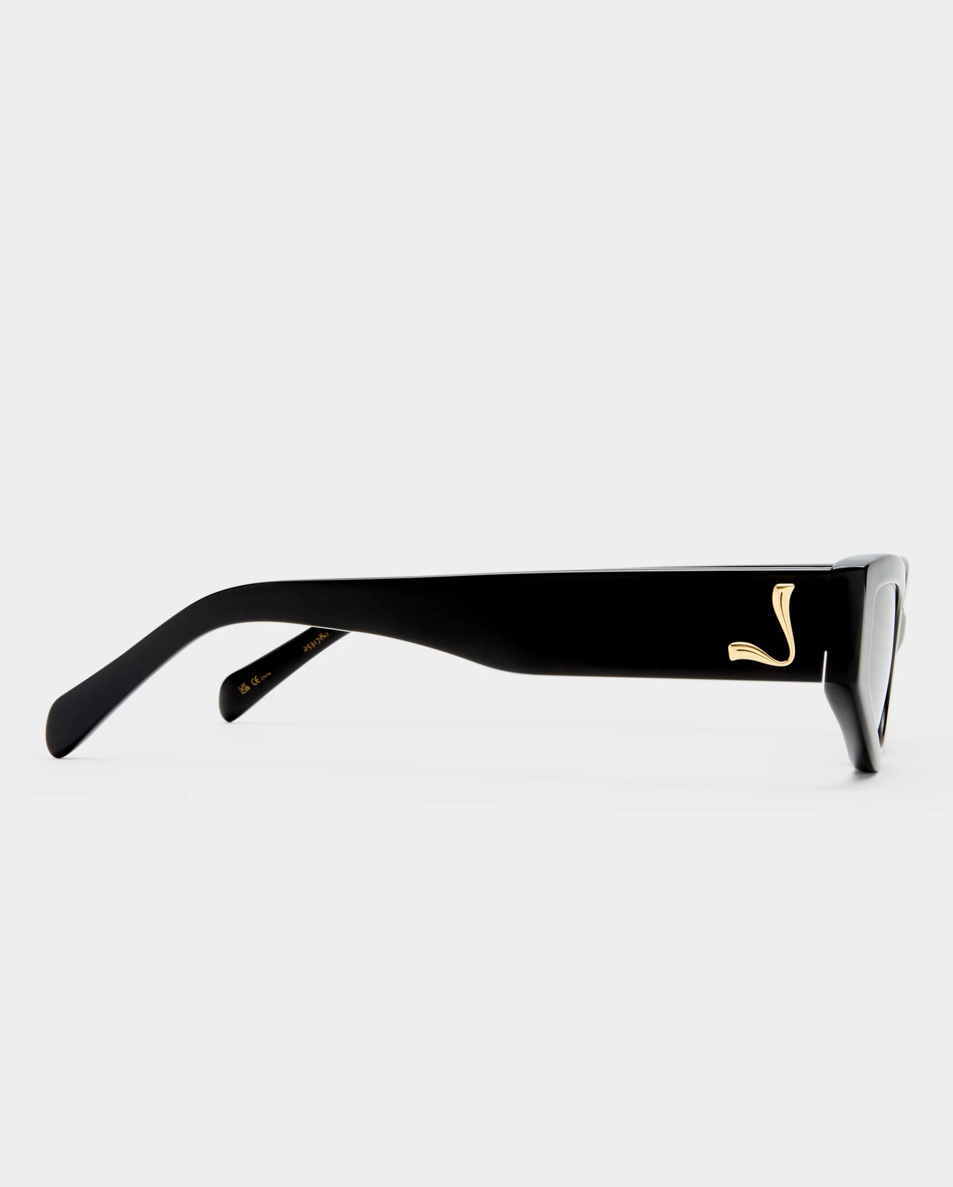 The Hayley - Black