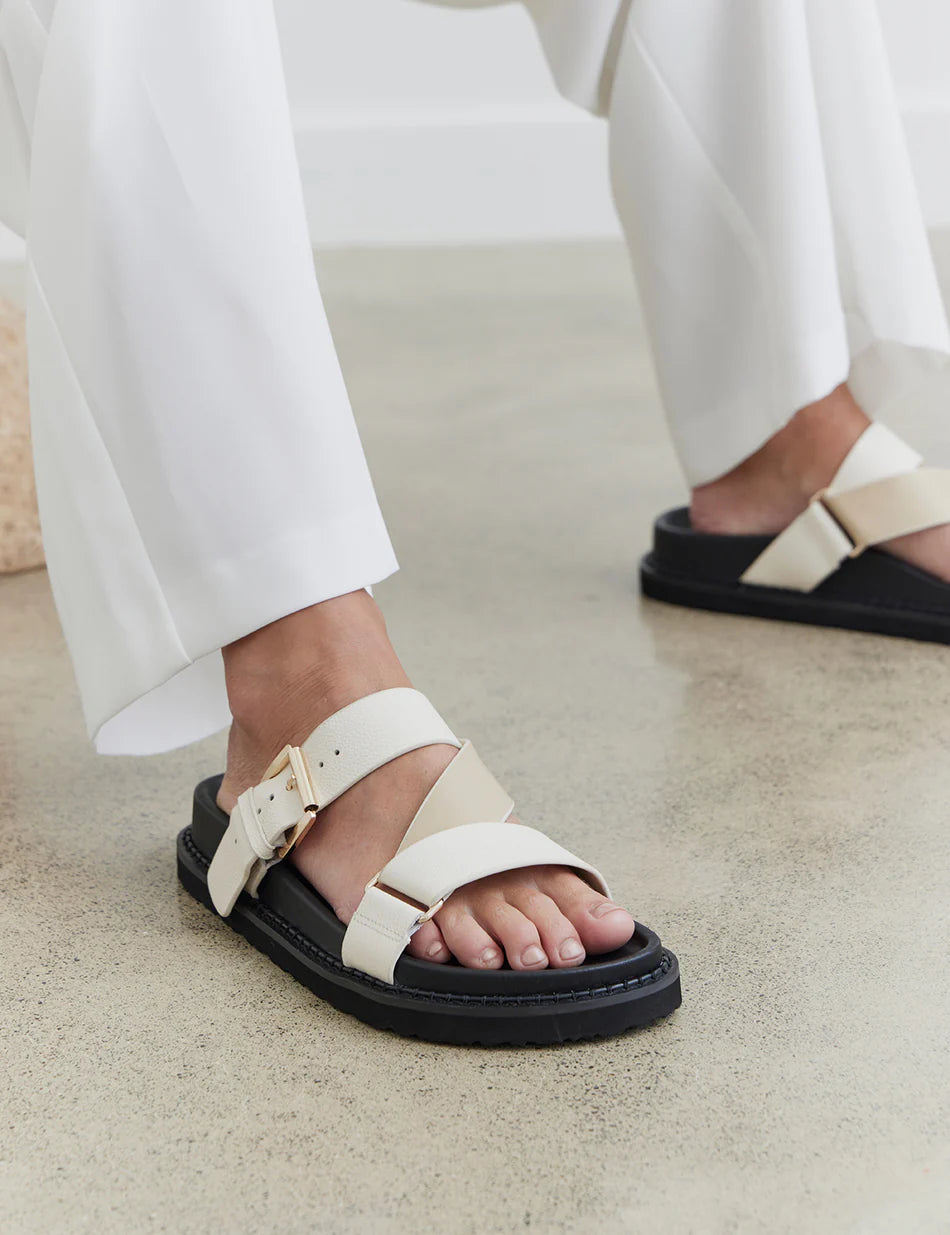 AKI SLIDE - CREAM / NUDE