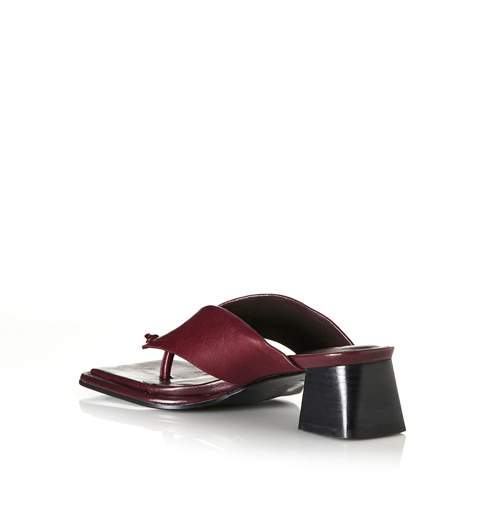 ALINA - BURGUNDY OILY LEATHER