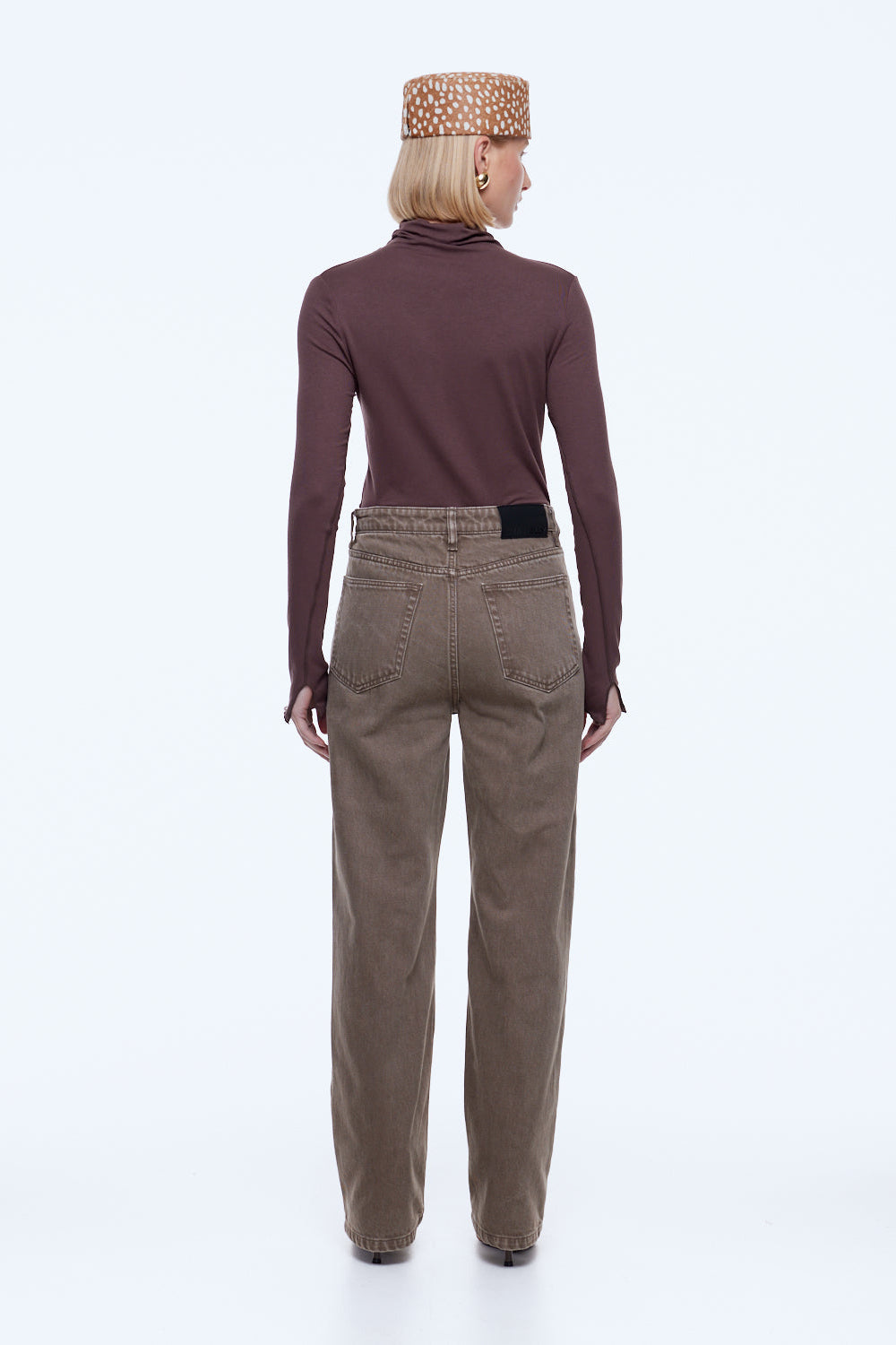 LETTI STRAIGHT LEG JEAN