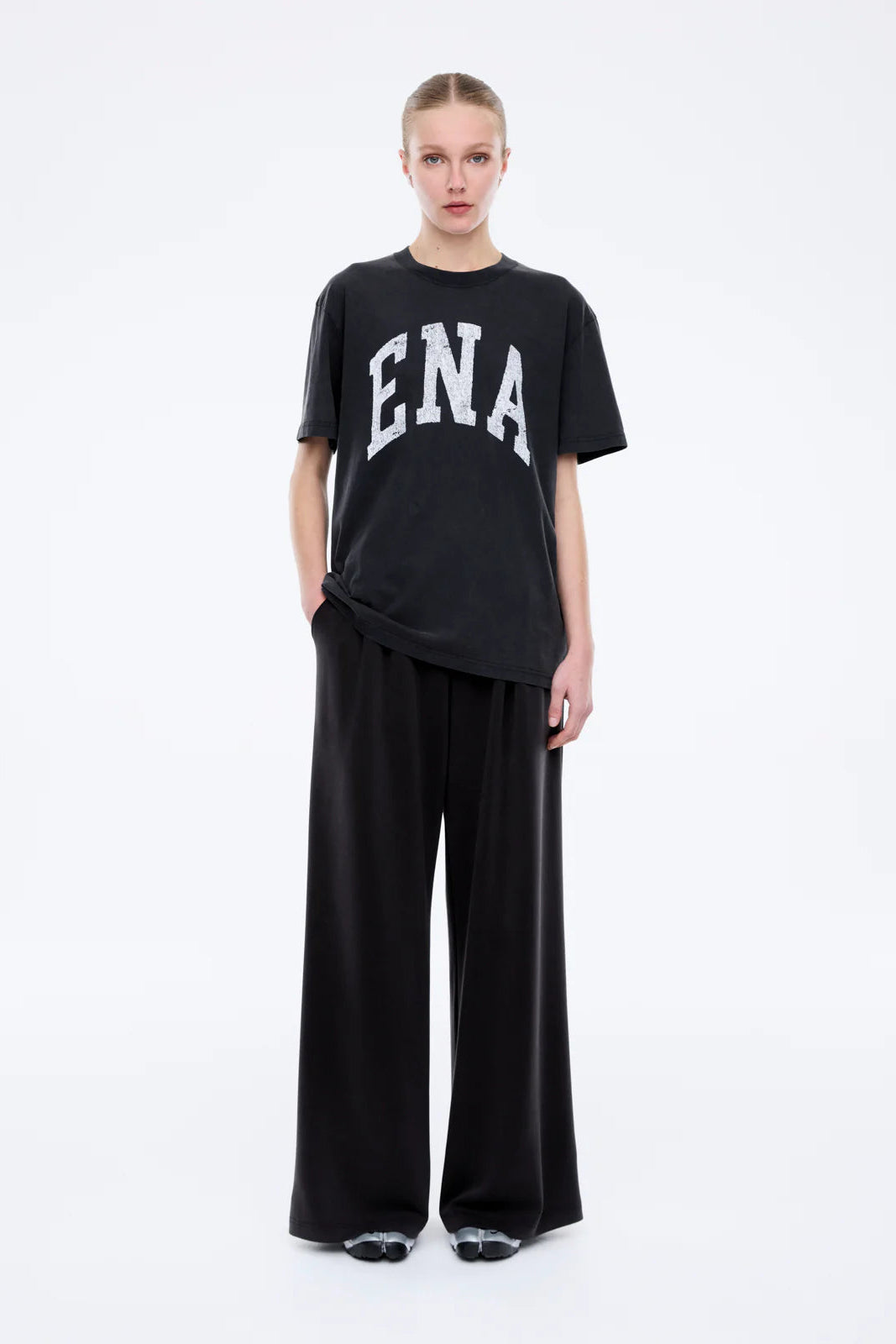 JESSIE OVERSIZED TEE COLLEGE - VINTAGE BLACK