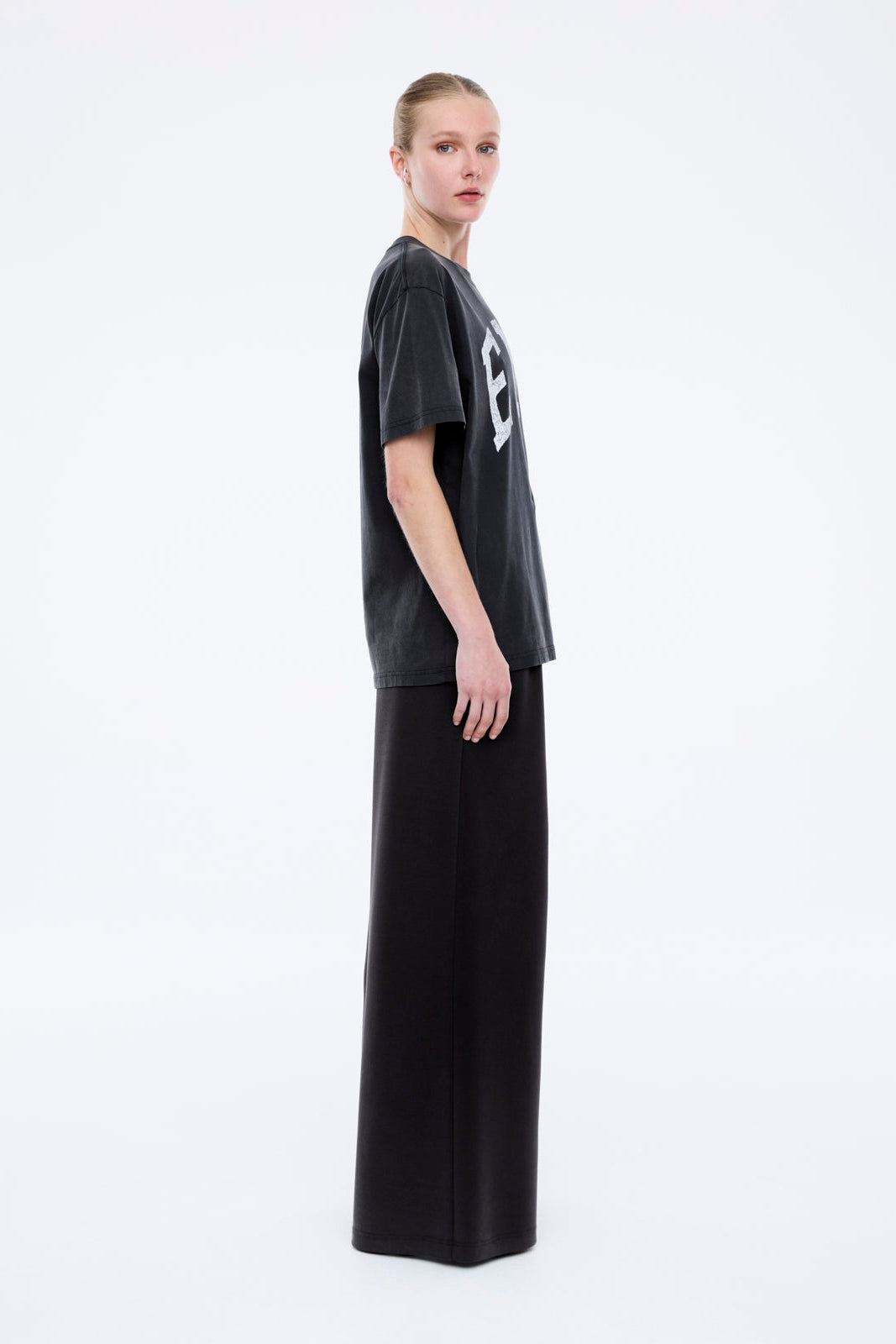 JESSIE OVERSIZED TEE COLLEGE - VINTAGE BLACK