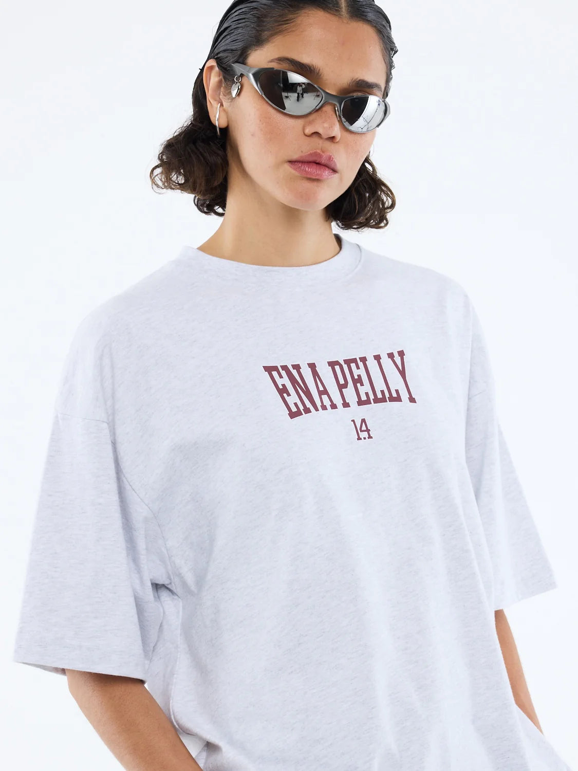 VARSITY ARCH TEE - WHITE MARLE