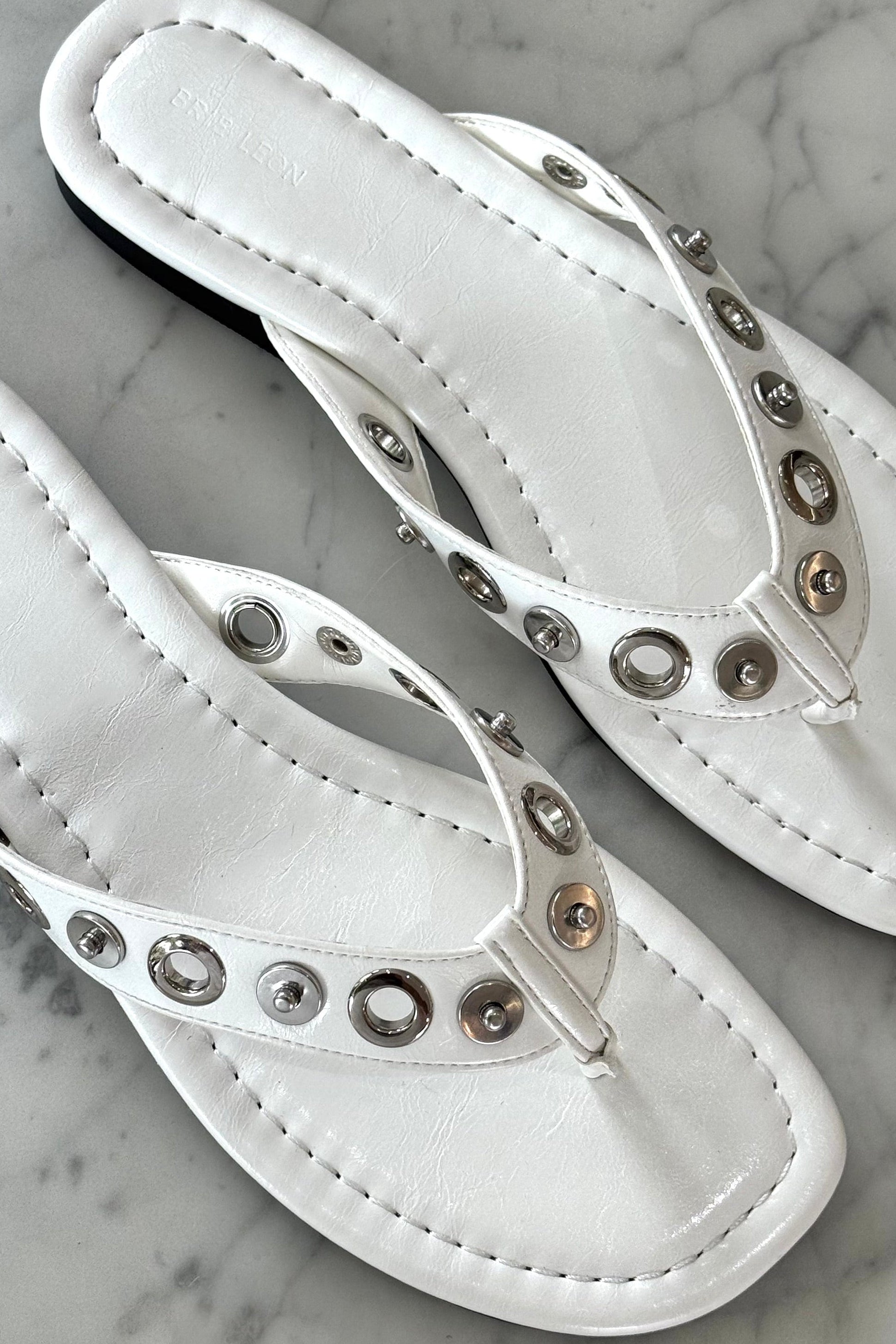 Eyelet Sandal - Chalk