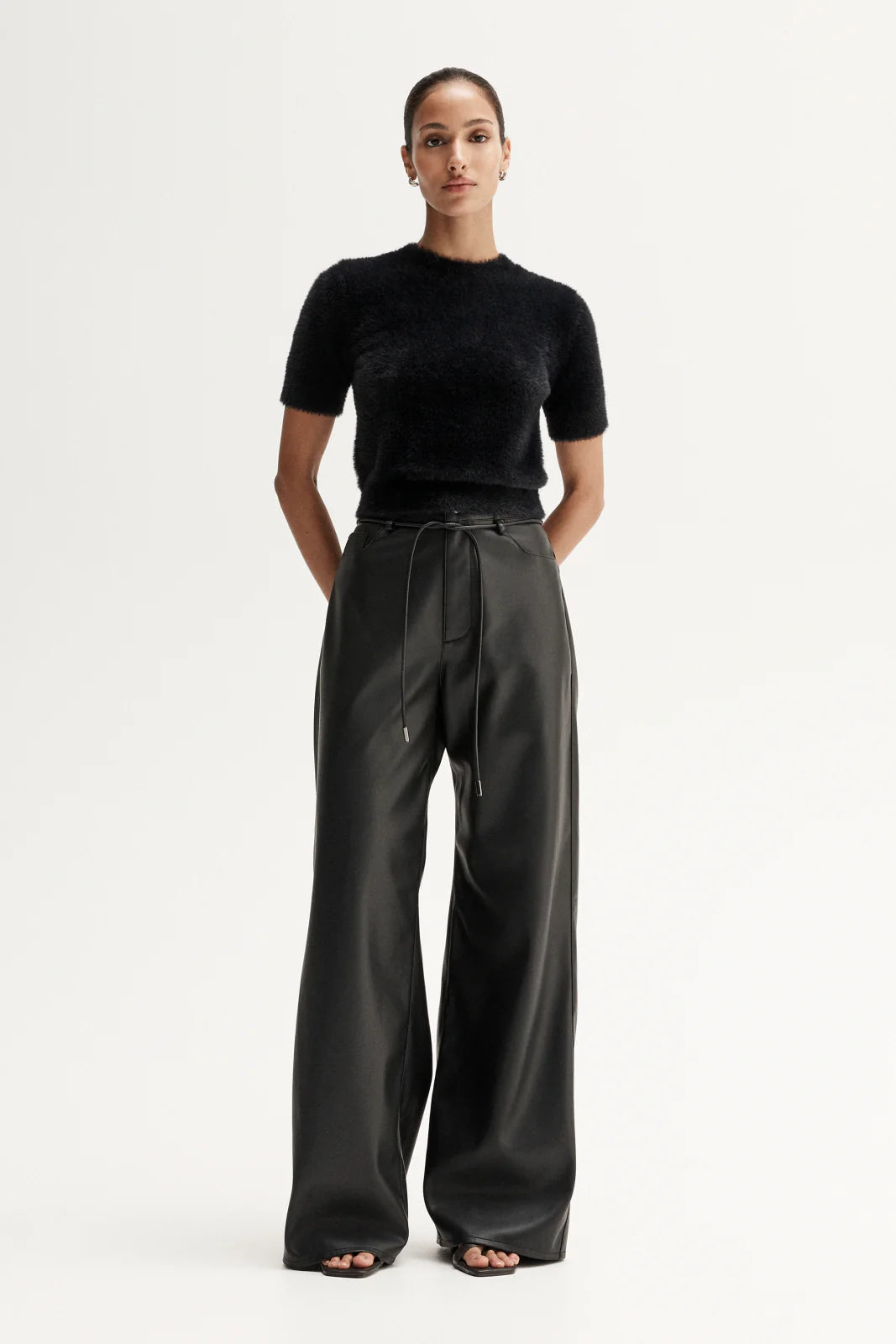 Mochi Knit Tee - Black
