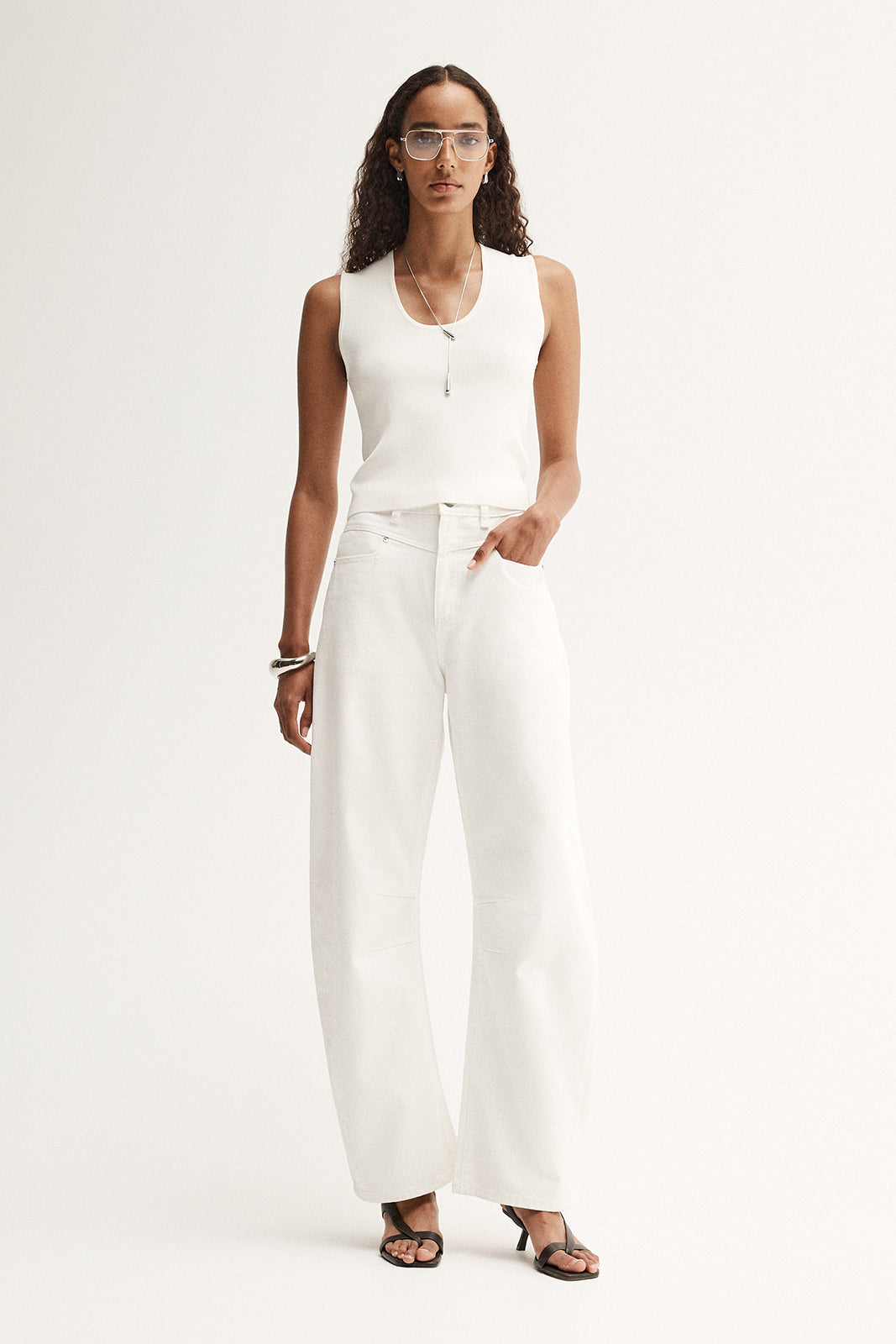 Chelsea Barrel Leg Jean Ivory