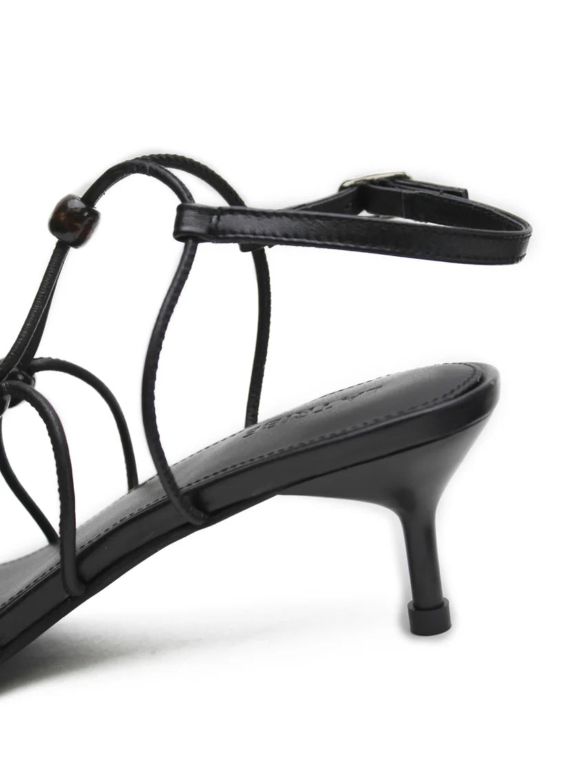 Lola Heel