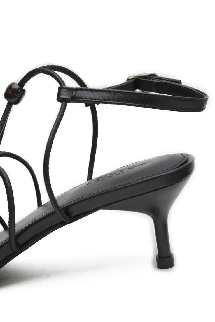 Lola Heel