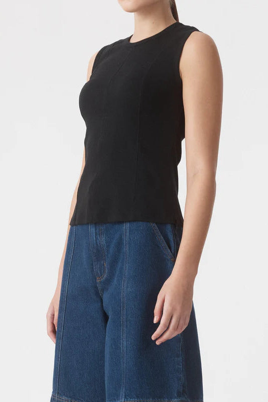 PANELLED TIBBED TANK