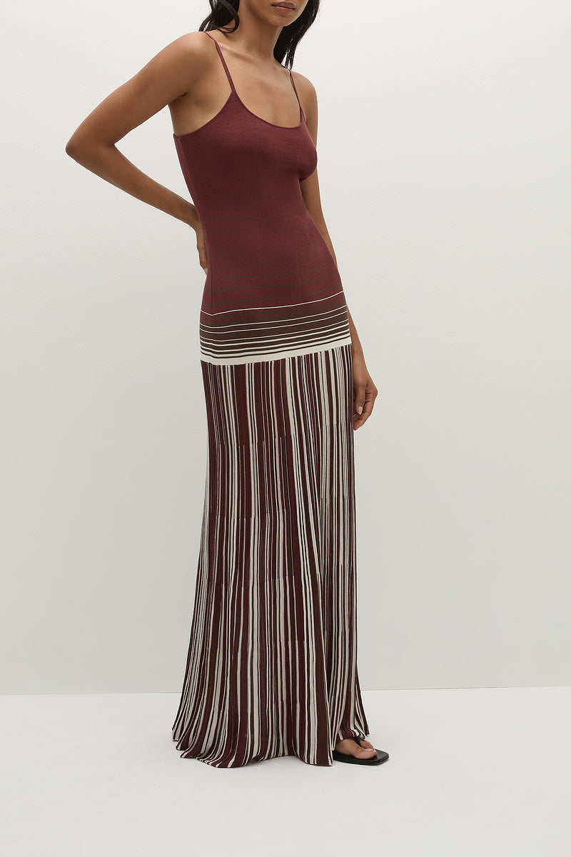 CECILE MAXI DRESS ACCORDION STRIPE BORDEAUX