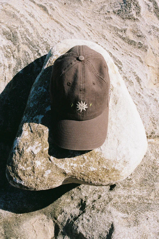 Sundrop Cap - Carob
