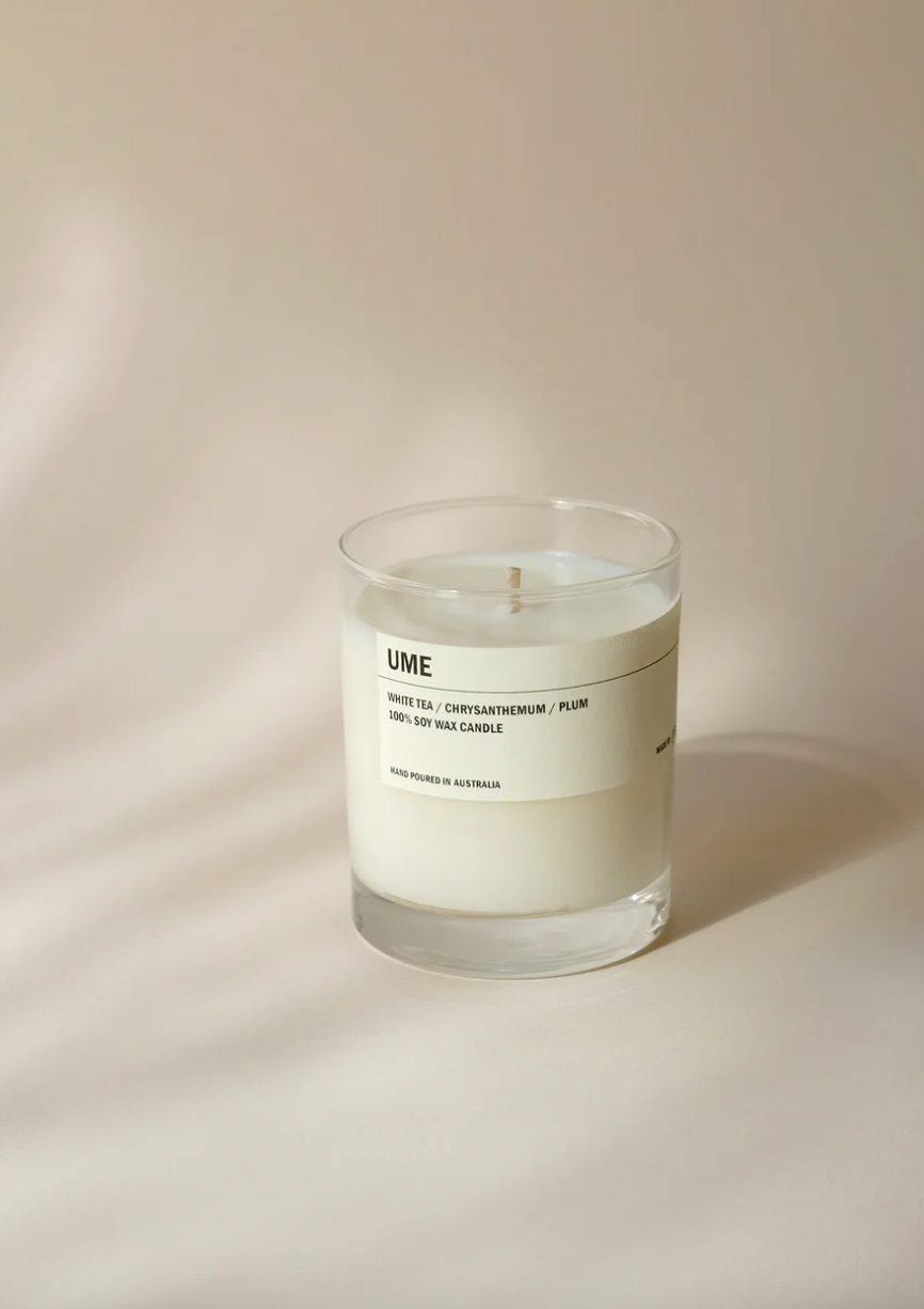 UME: White Tea / Chrysanthemum / Plum Clear Candle 300g