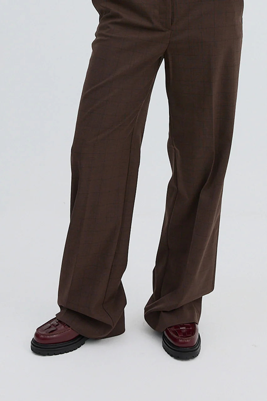 Zoe Loafer - Umber