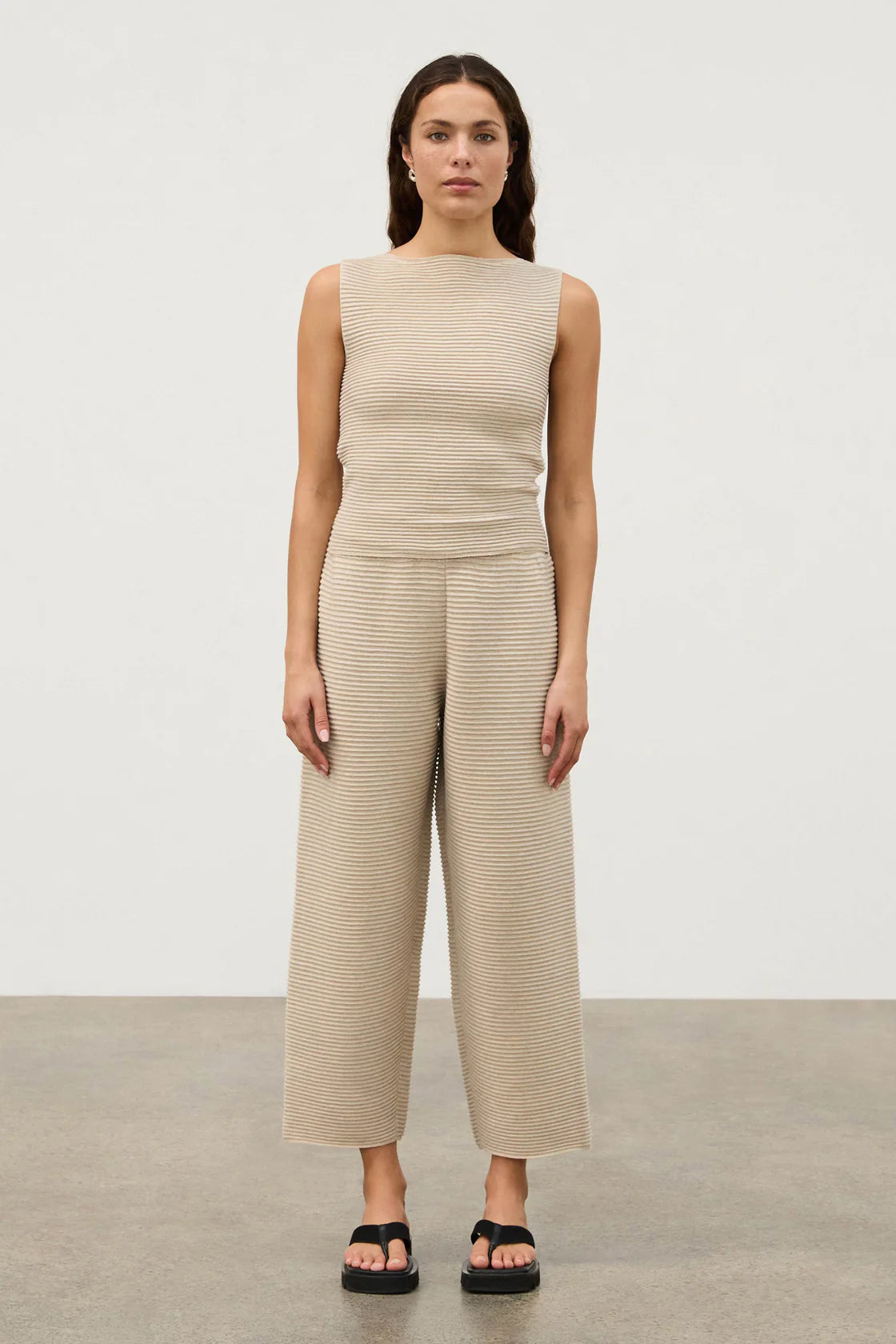 Natural Textured Knit Pant