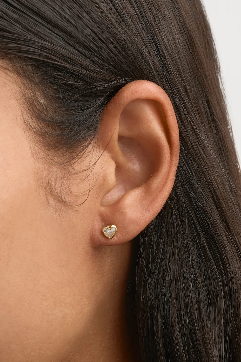 Radiant Heart Stud Earrings - 18k Gold Vermeil