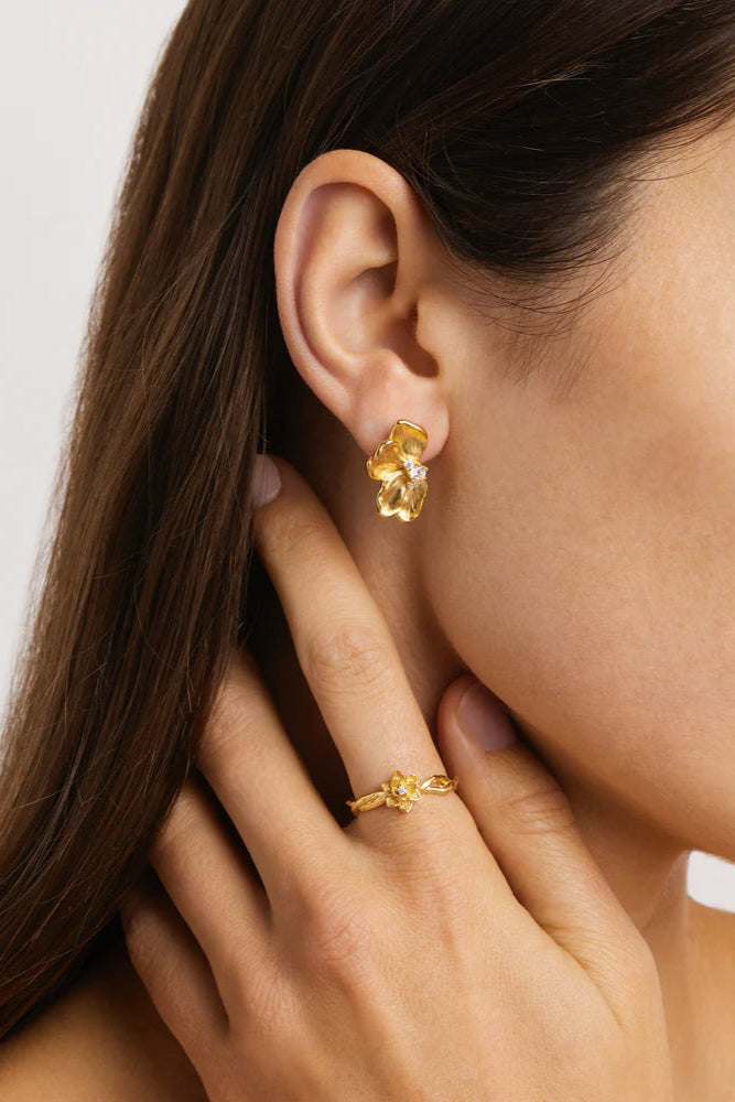 SERENE LOTUS STATMENT EARRINGS - 18K GOLD PLATED