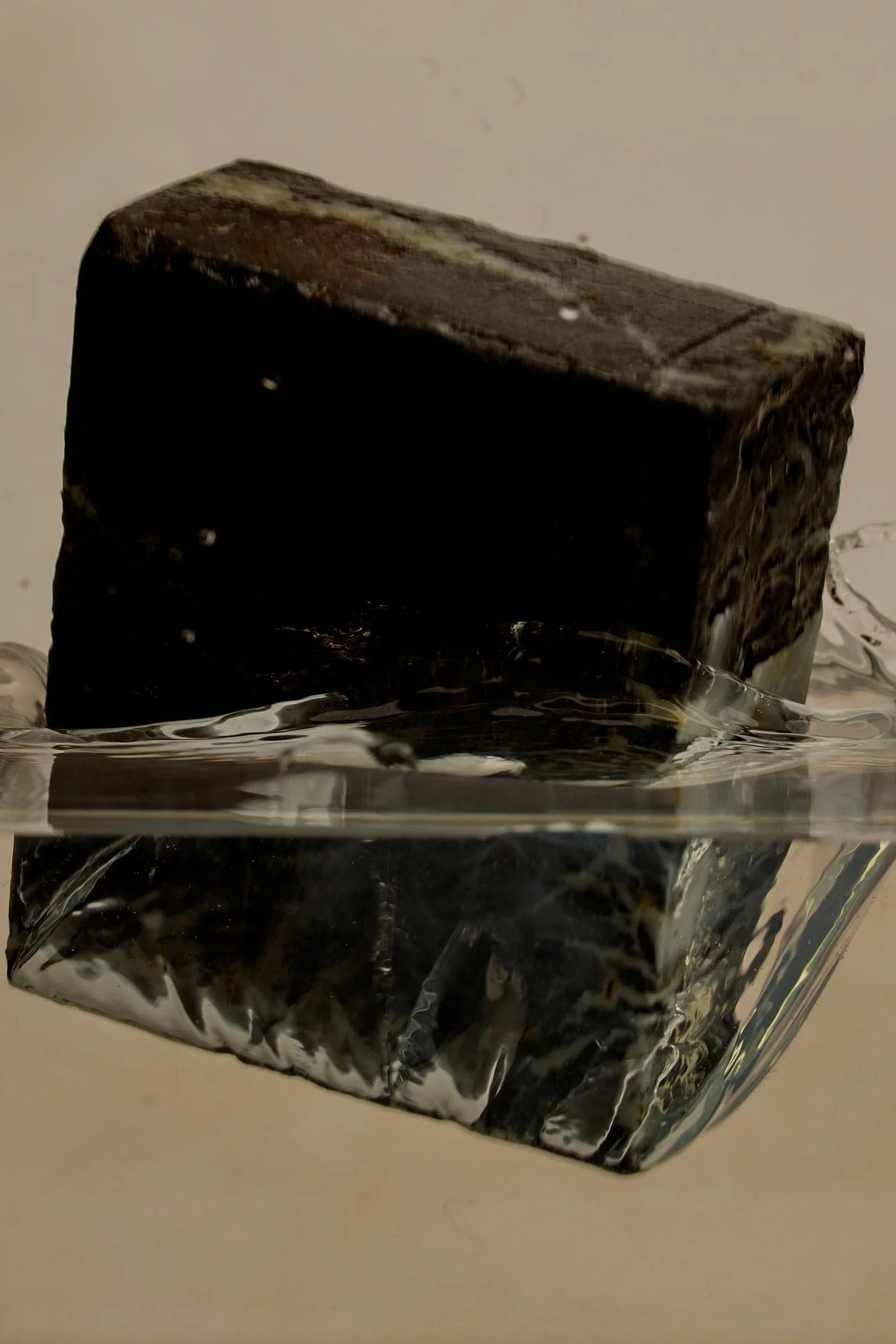 Botanical Bar - Eucalyptus with Activated Coconut Charcoal