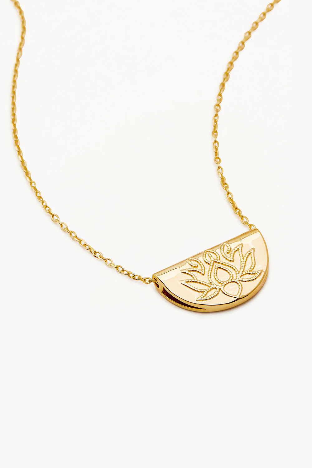 LOTUS SHORT NECKLACE - 18KT VERMEIL GOLD