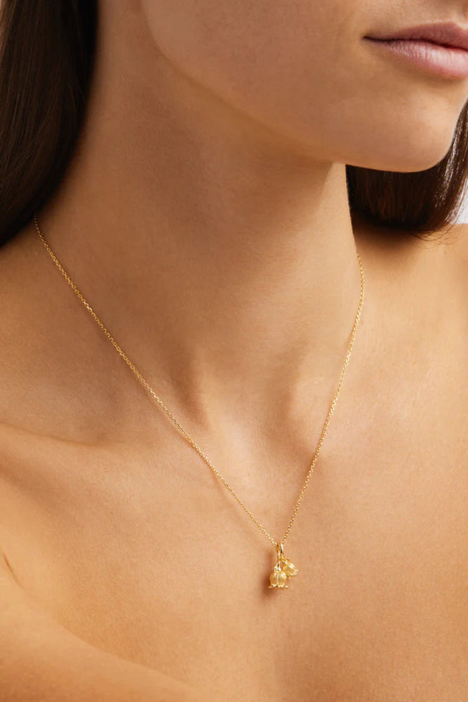 LILY OF THE VALLEY MAY BIRTH FLOWER NECKLACE - 18K GOLD VERMEIL
