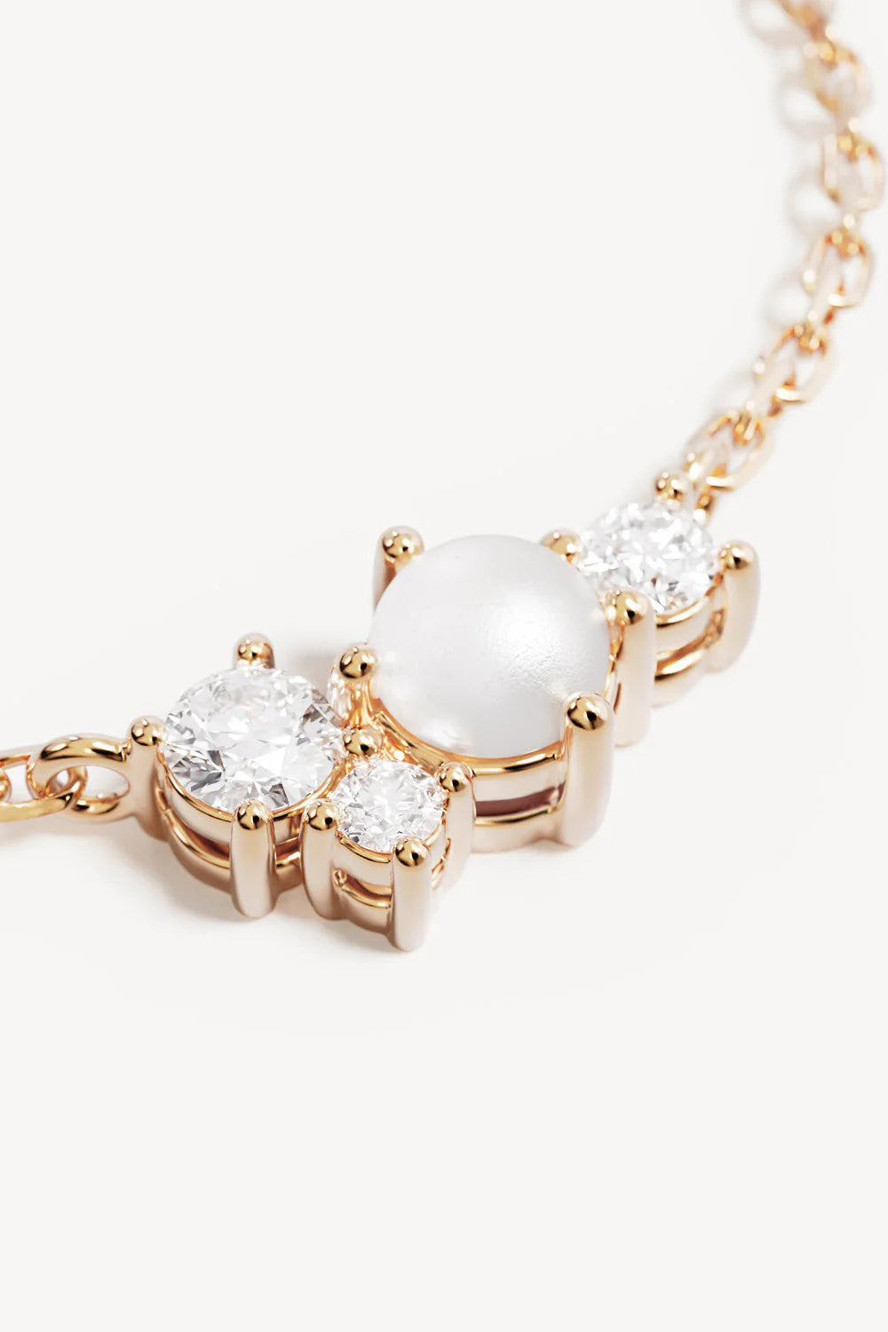 18k Gold Vermeil Love in Stillness Pearl Necklace