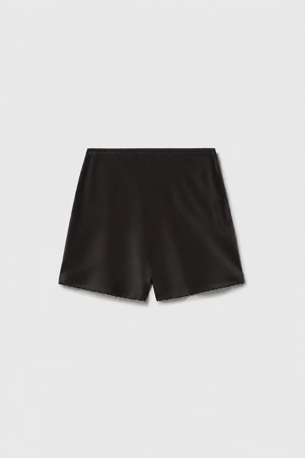 CDC Scallop Shorts Black