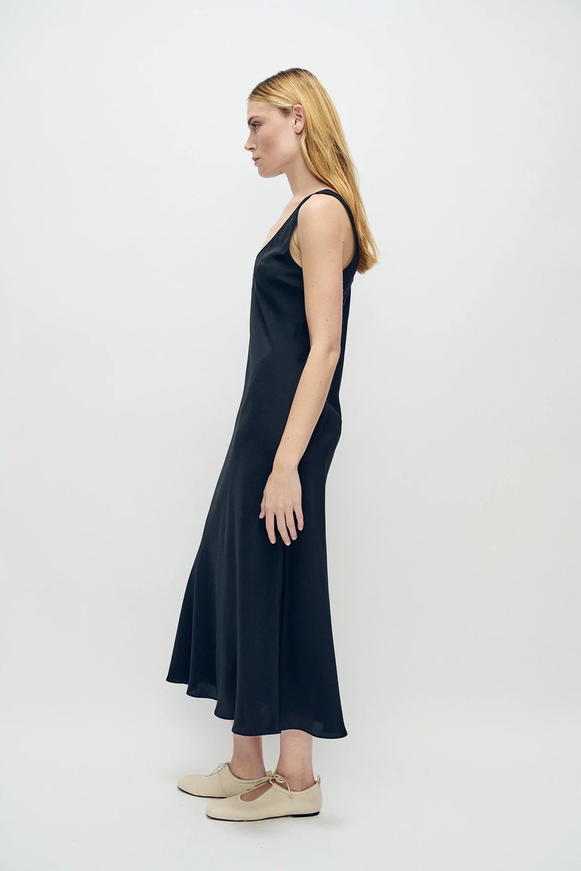 CDC Scoop Neck Dress Black