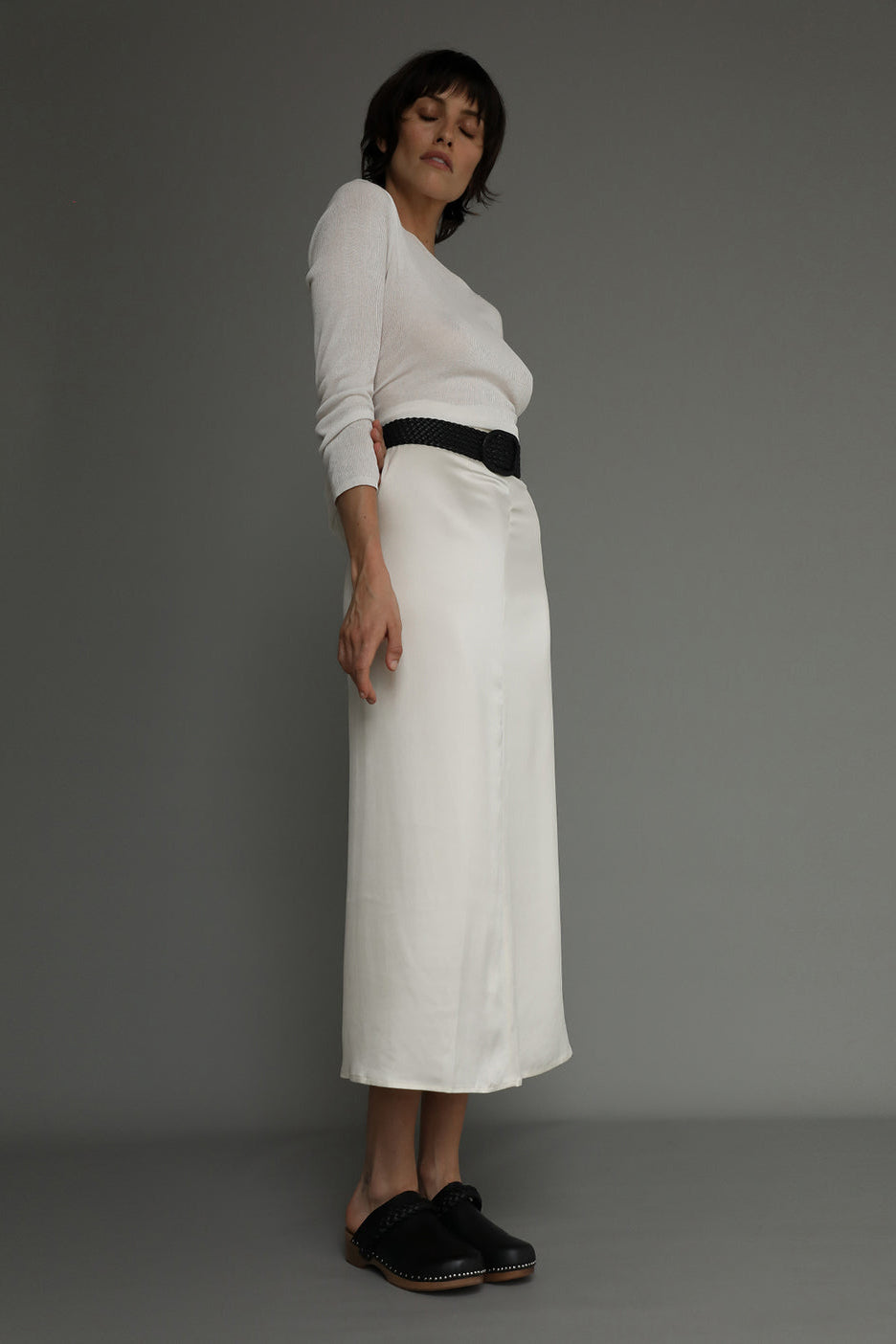 ANIKA WOODEN CLOG - BLACK