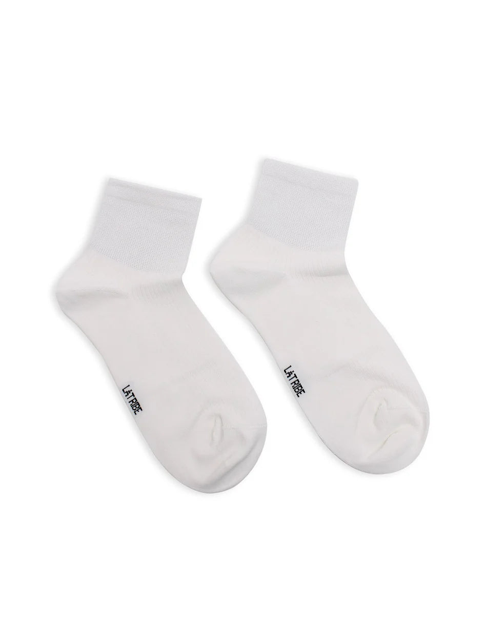 ESSENTIAL SOCKS - WHITE