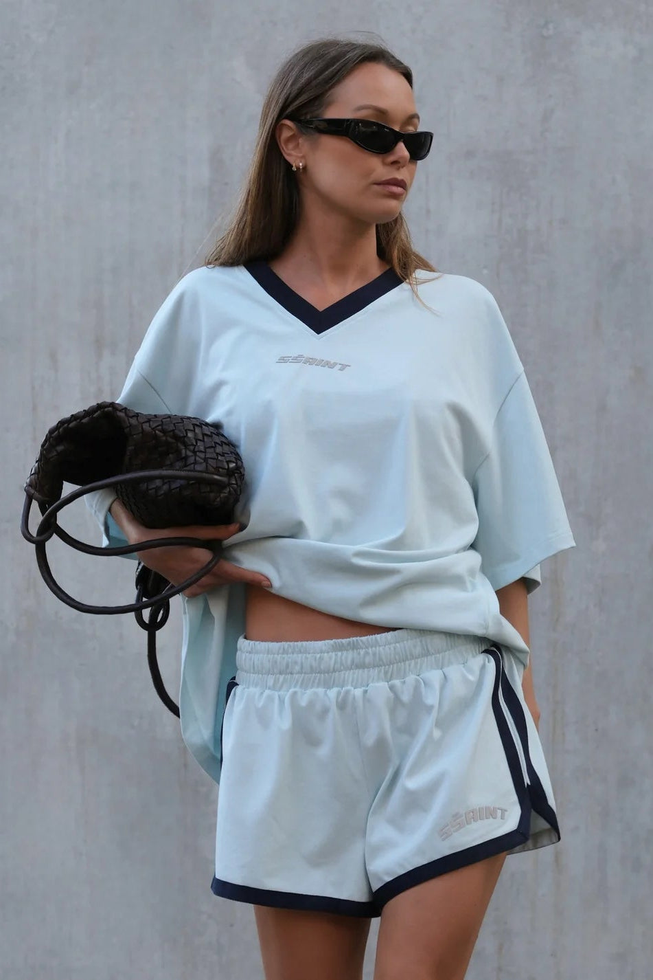 REFLECTIVE V NECK TEE - MINT