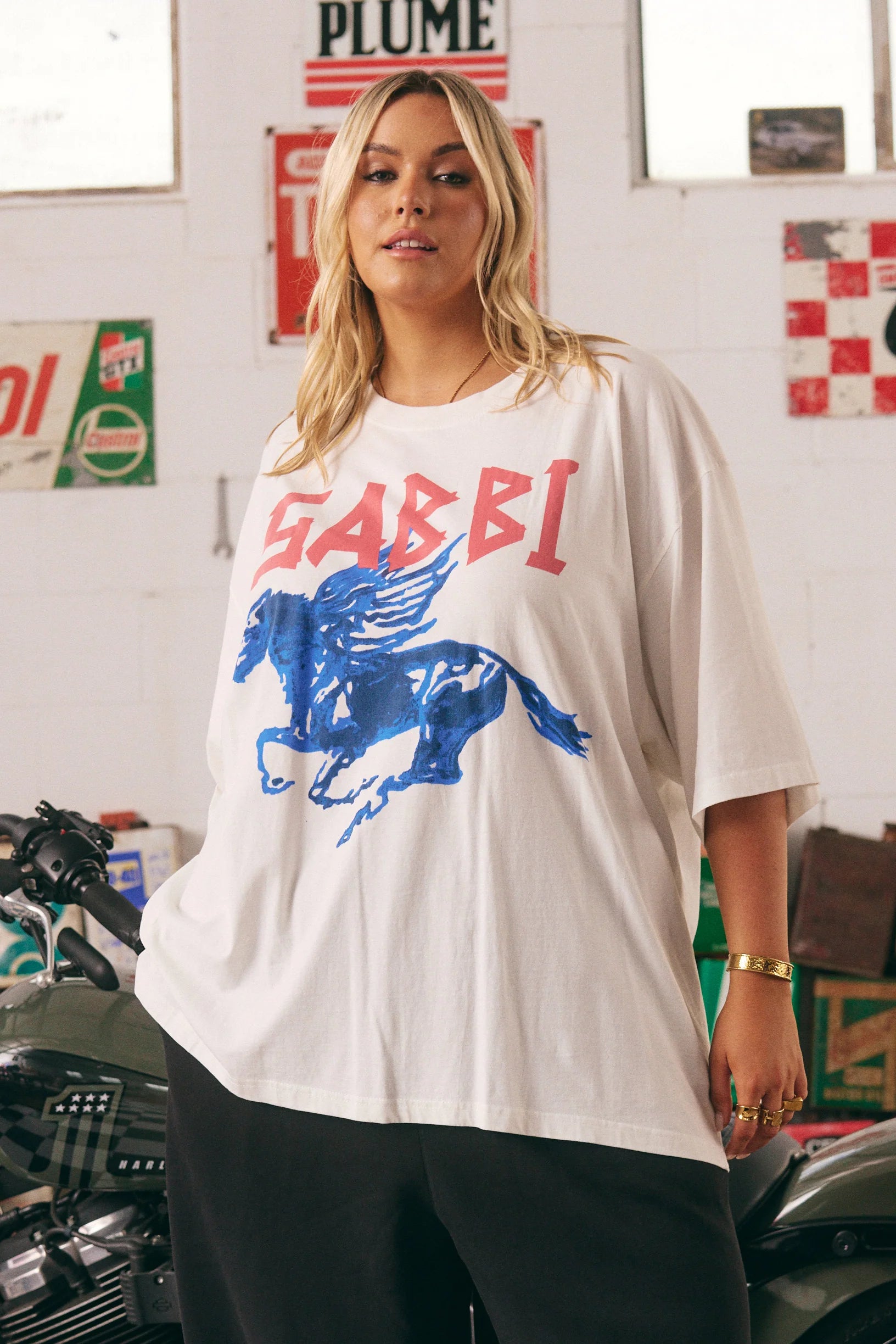 THE VERY OVERSIZED RHINESTONE TEE - MARSHMALLOW