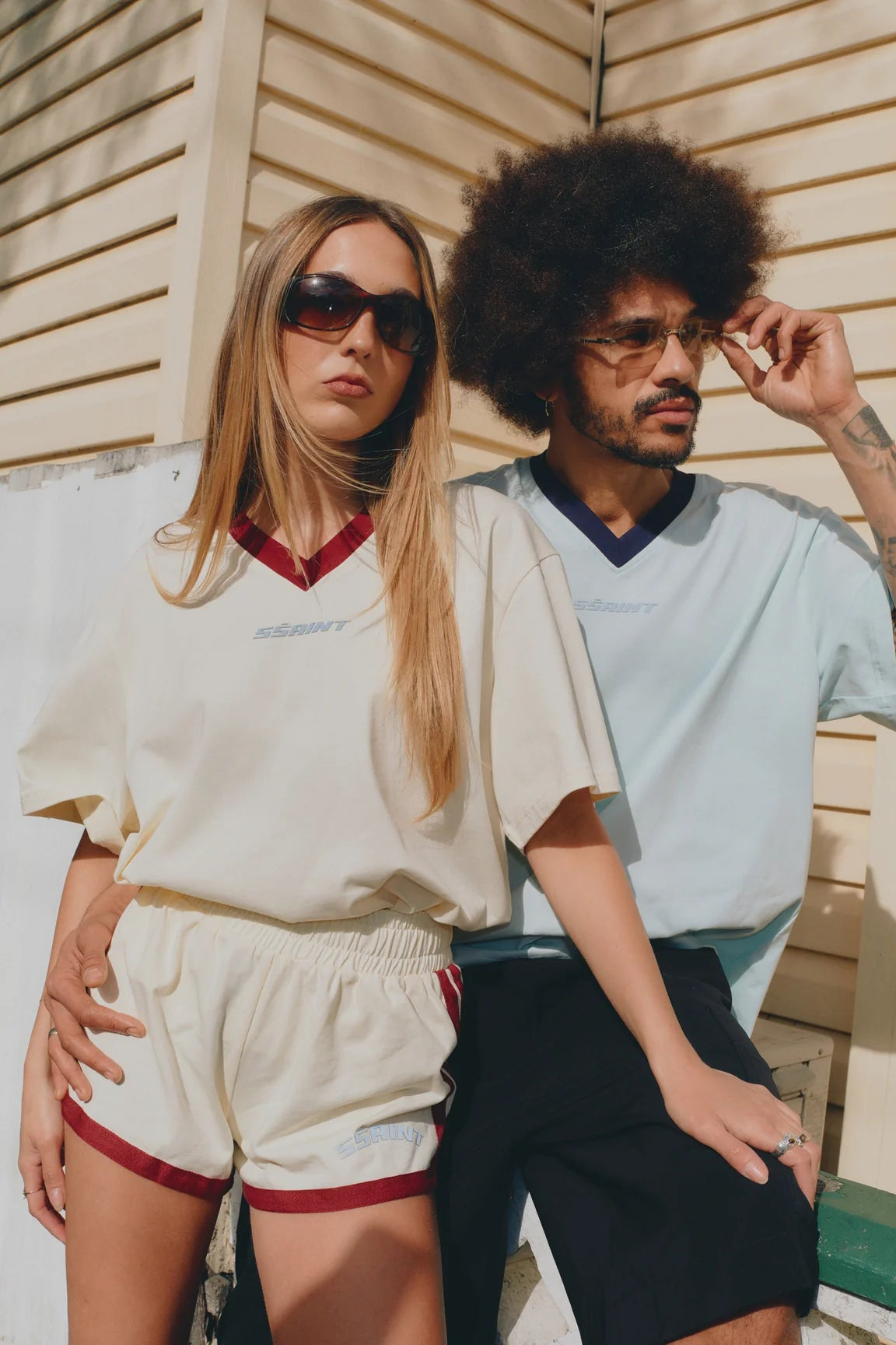 REFLECTIVE V NECK TEE - BUTTER