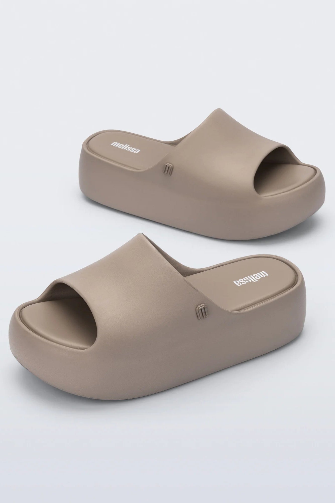FREE PLATFORM SLIDE - DARK BEIGE