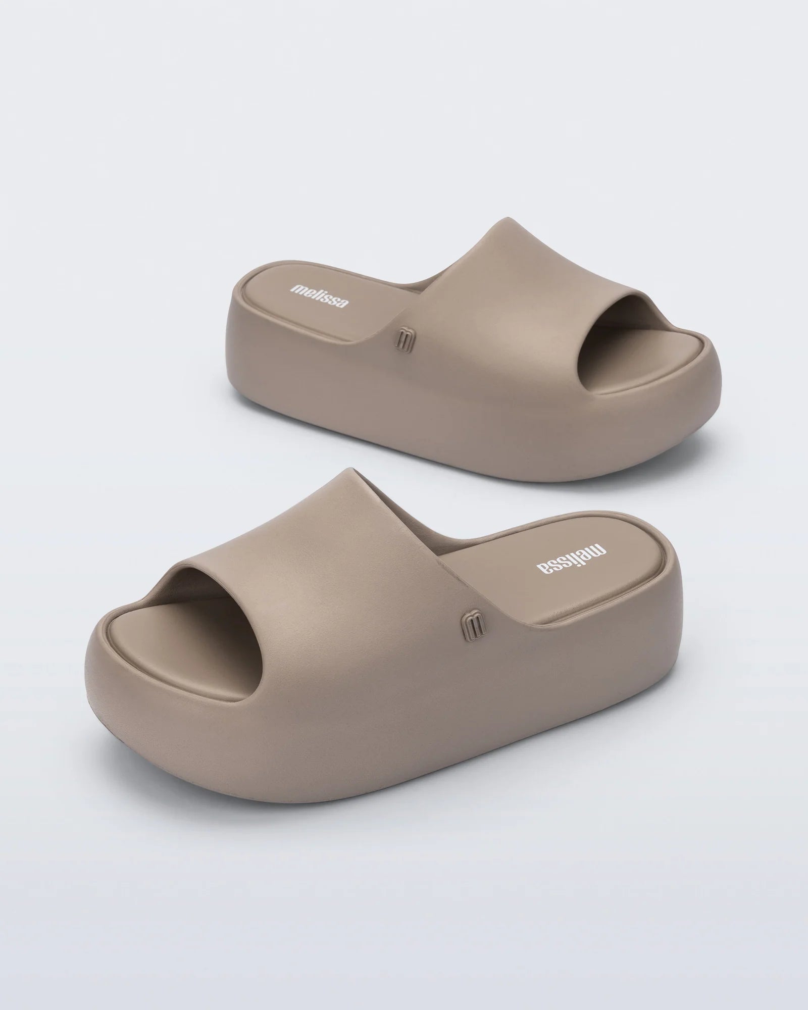 FREE PLATFORM SLIDE - DARK BEIGE