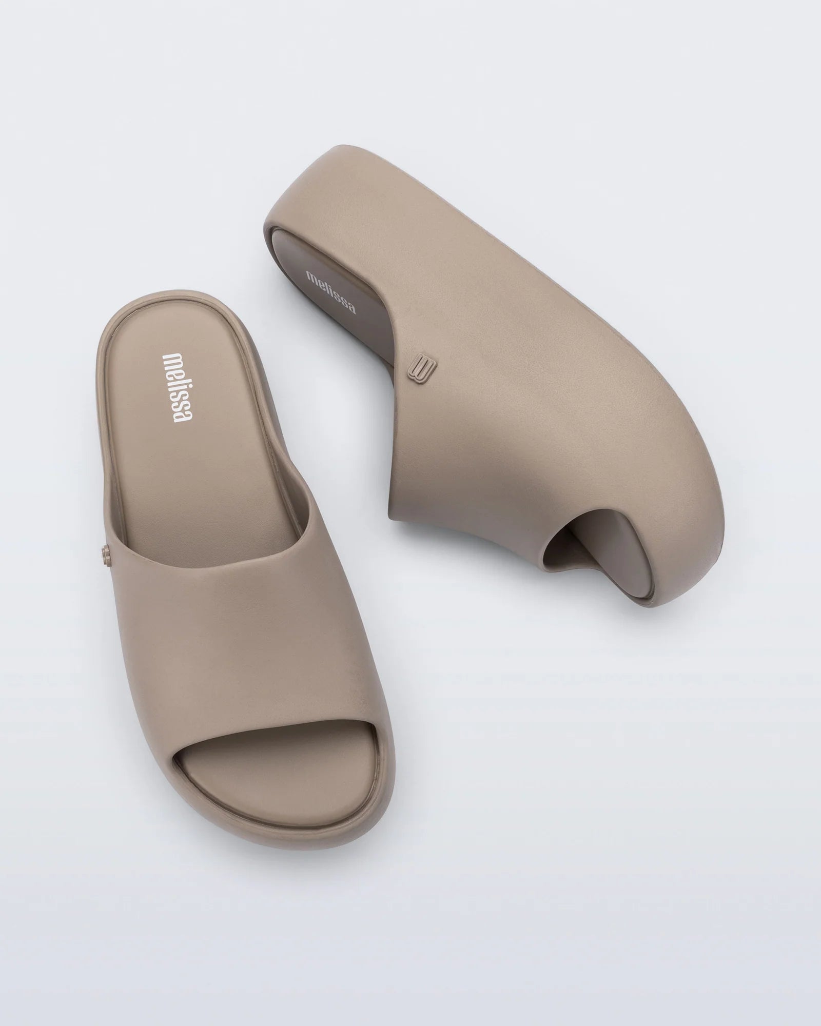 FREE PLATFORM SLIDE - DARK BEIGE