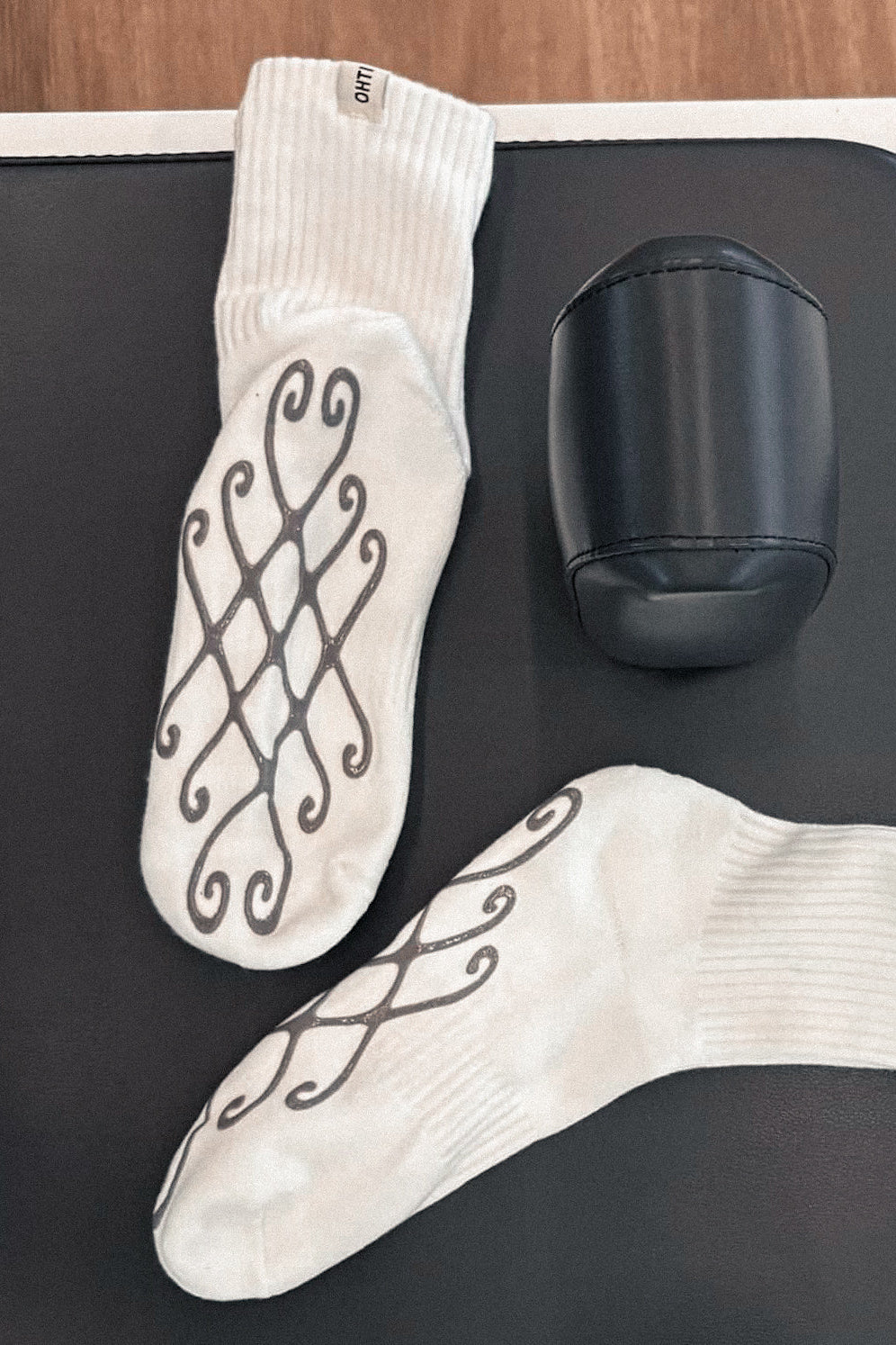 Grip Sock - White Hearts