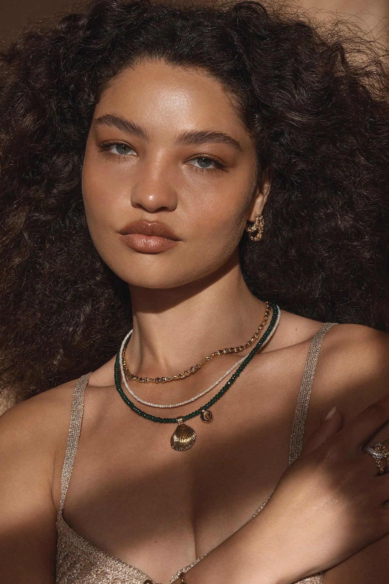 EVISA NECKLACE
