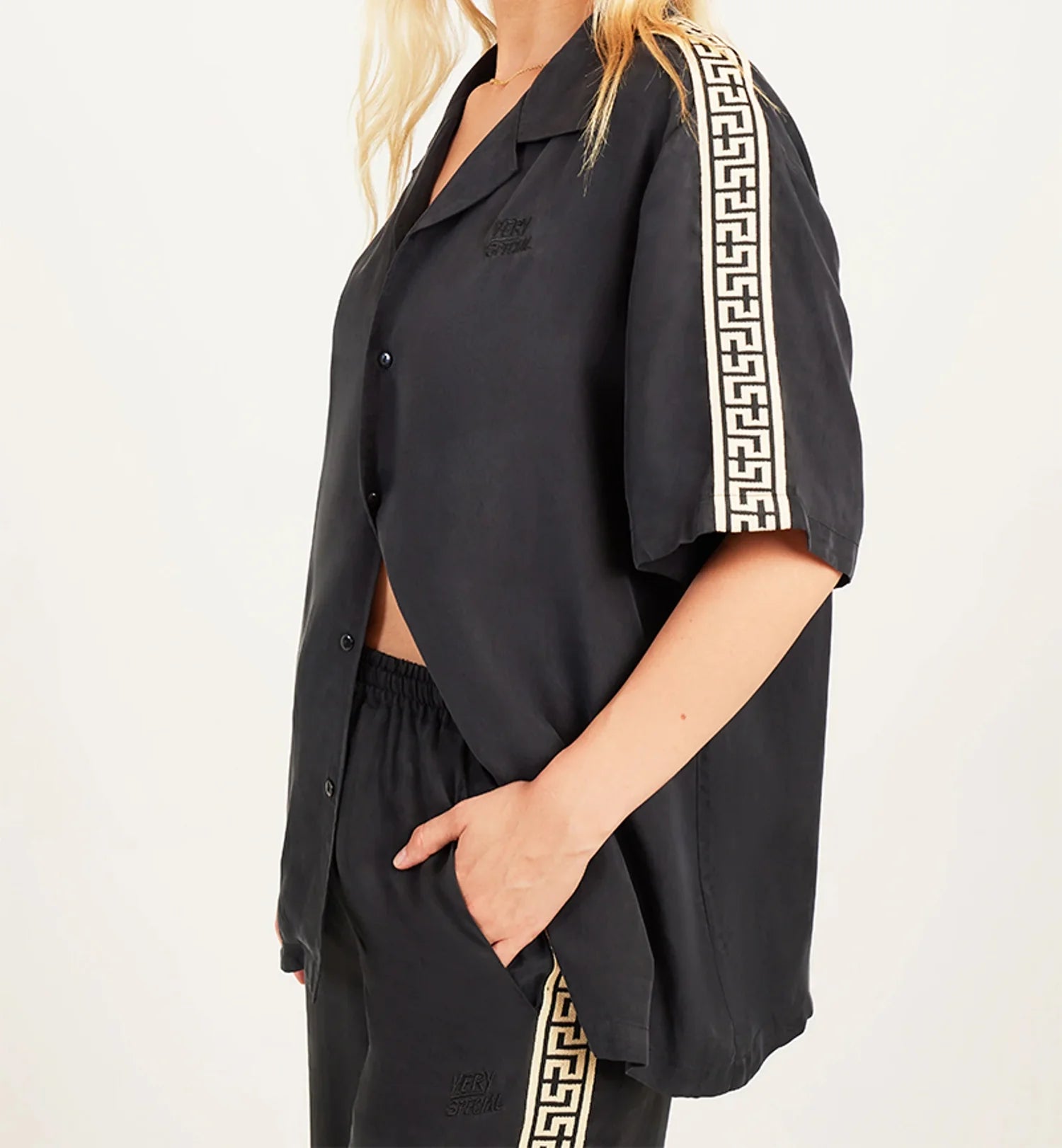 Geo Resort Shirt - Black Lyocell