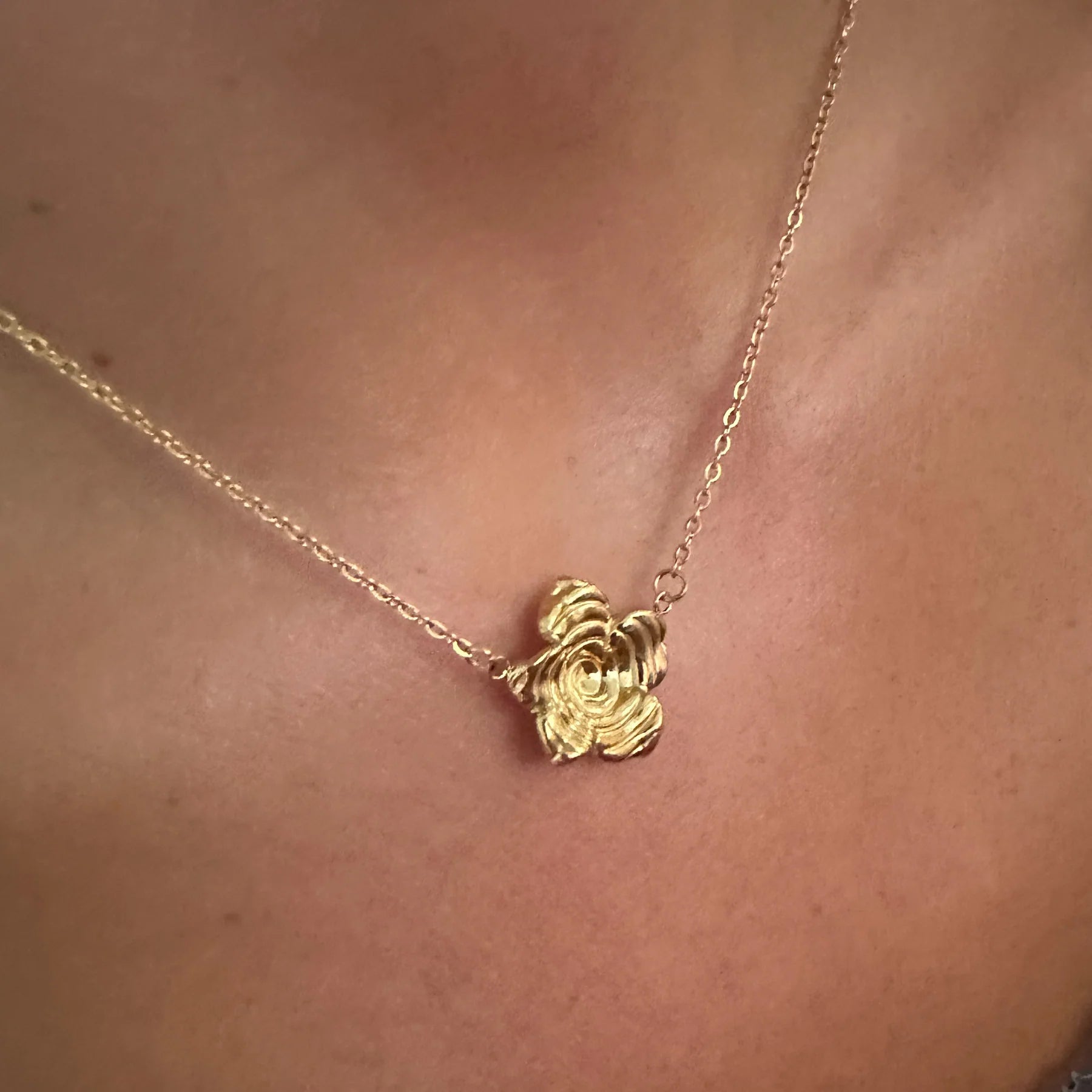 Kove Necklace- GOLD