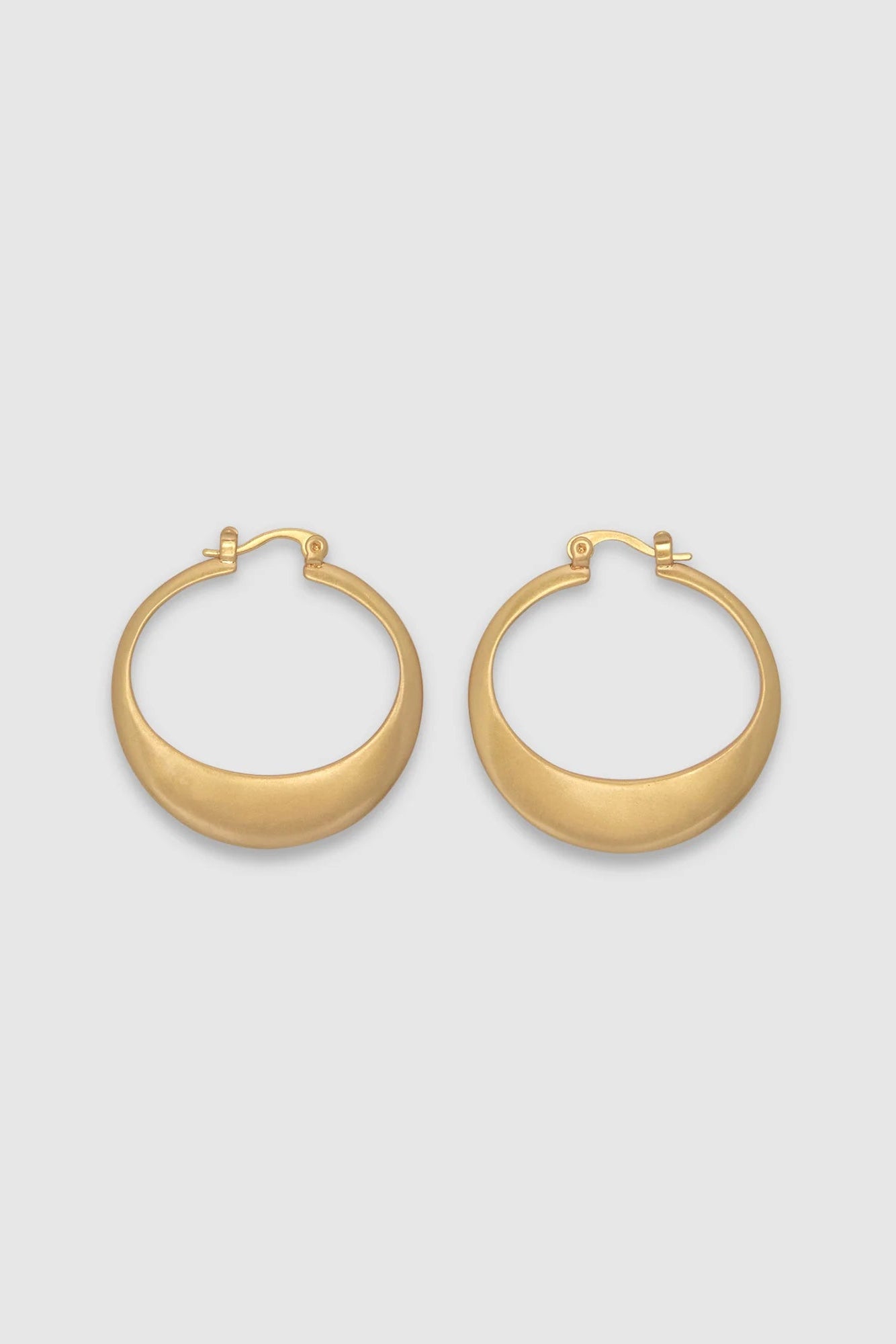 Maddox Hoops -Gold