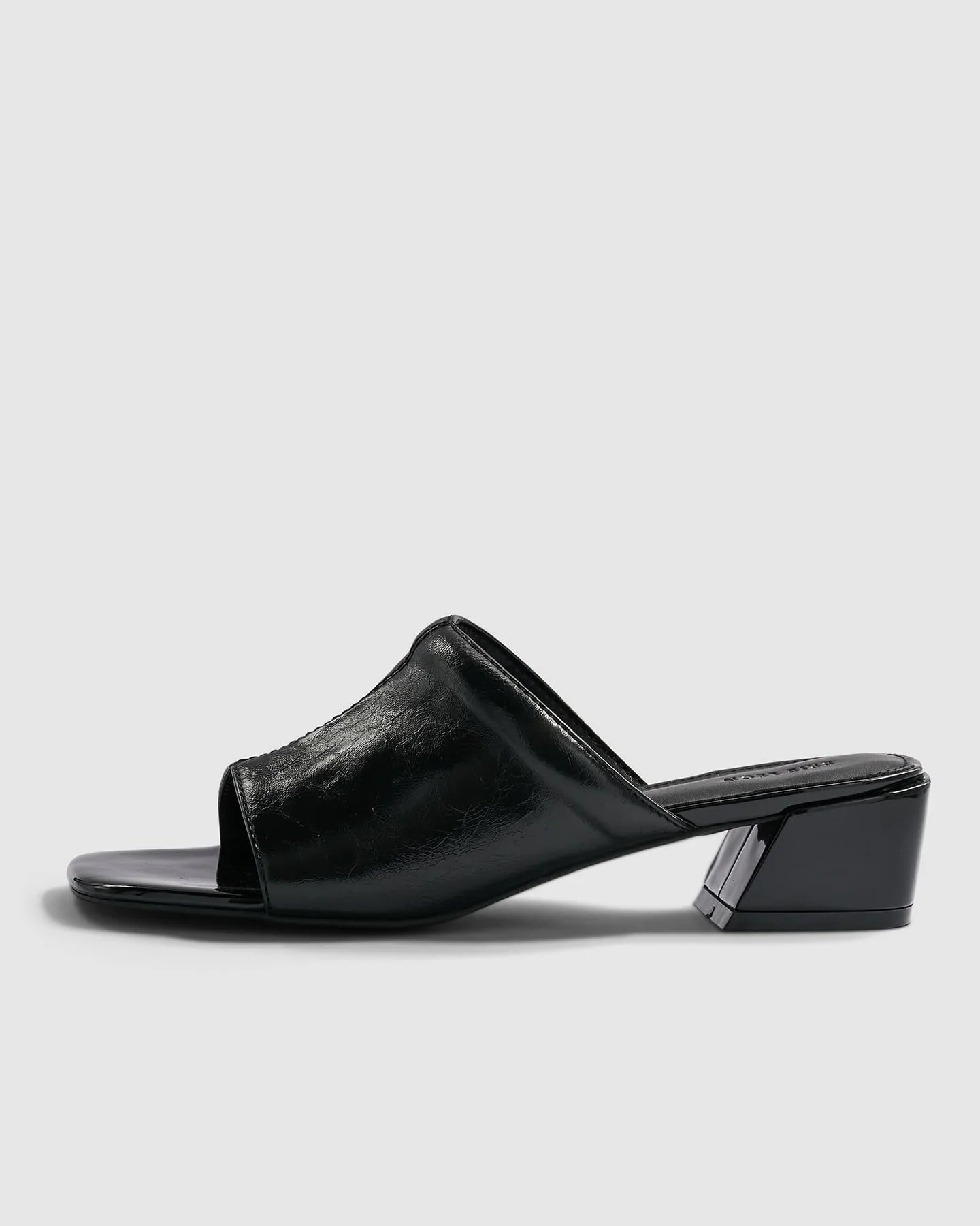 CAMILLE MULE - BLACK GLOSS CRINKLE