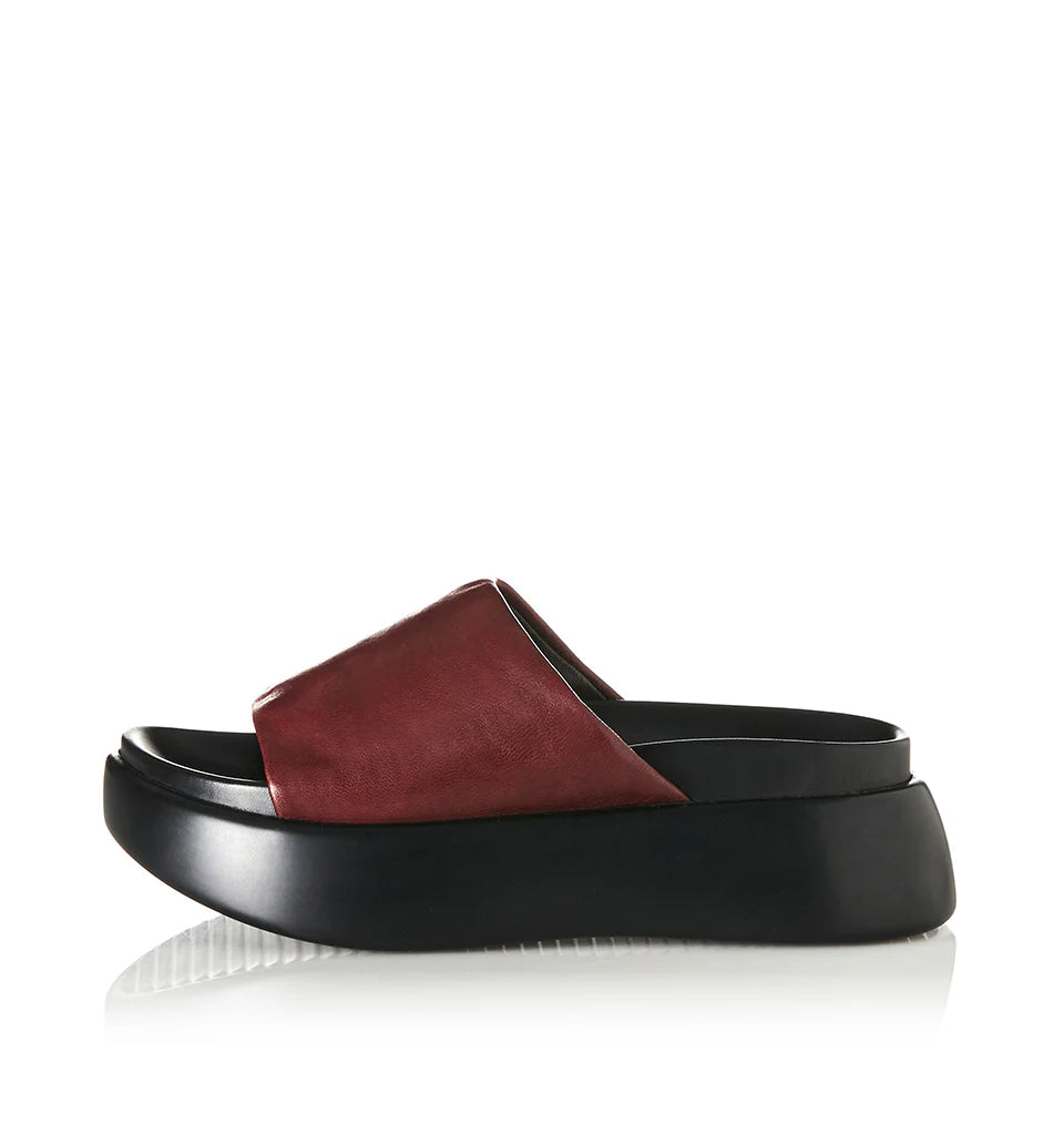 CUTLER - BURGUNDY LEATHER