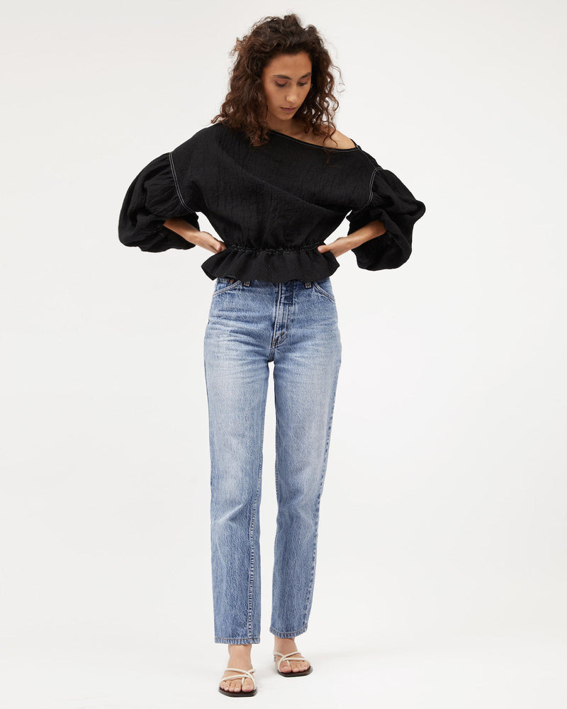 ANNA FRILL BLOUSE - BLACK CONTRAST