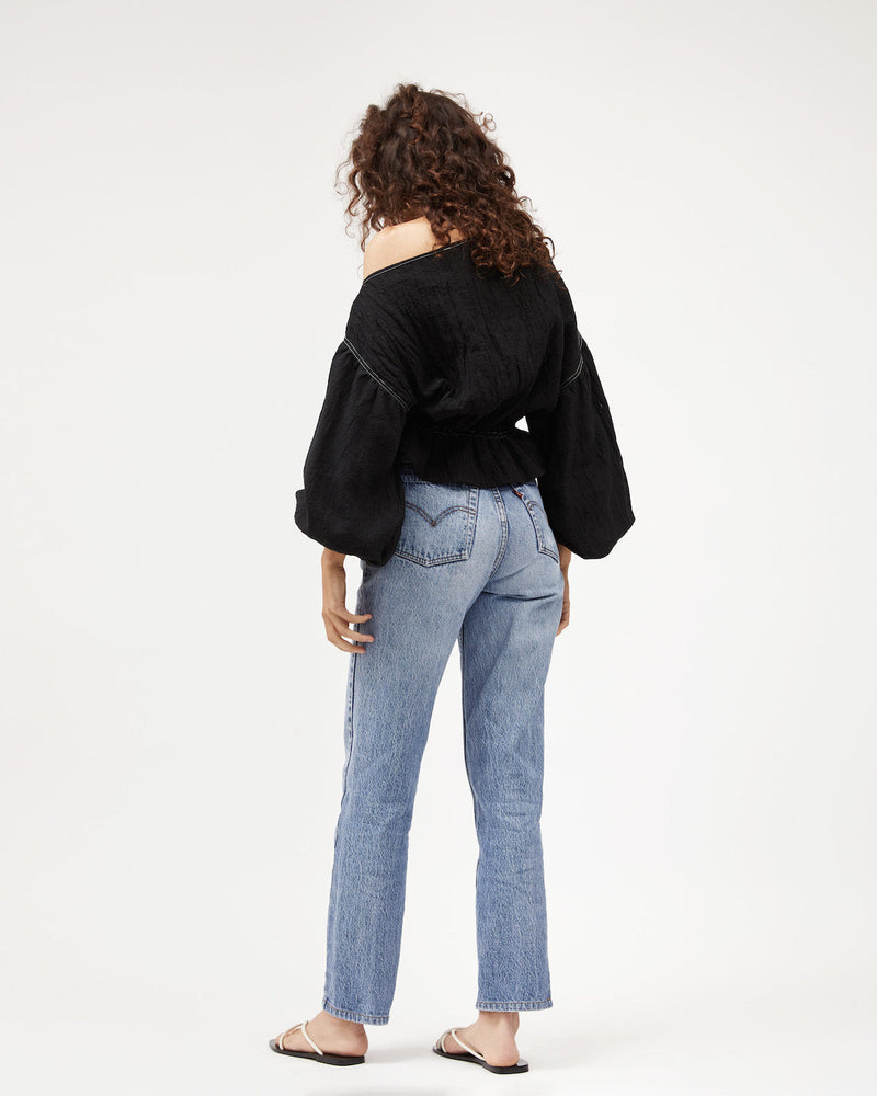 ANNA FRILL BLOUSE - BLACK CONTRAST