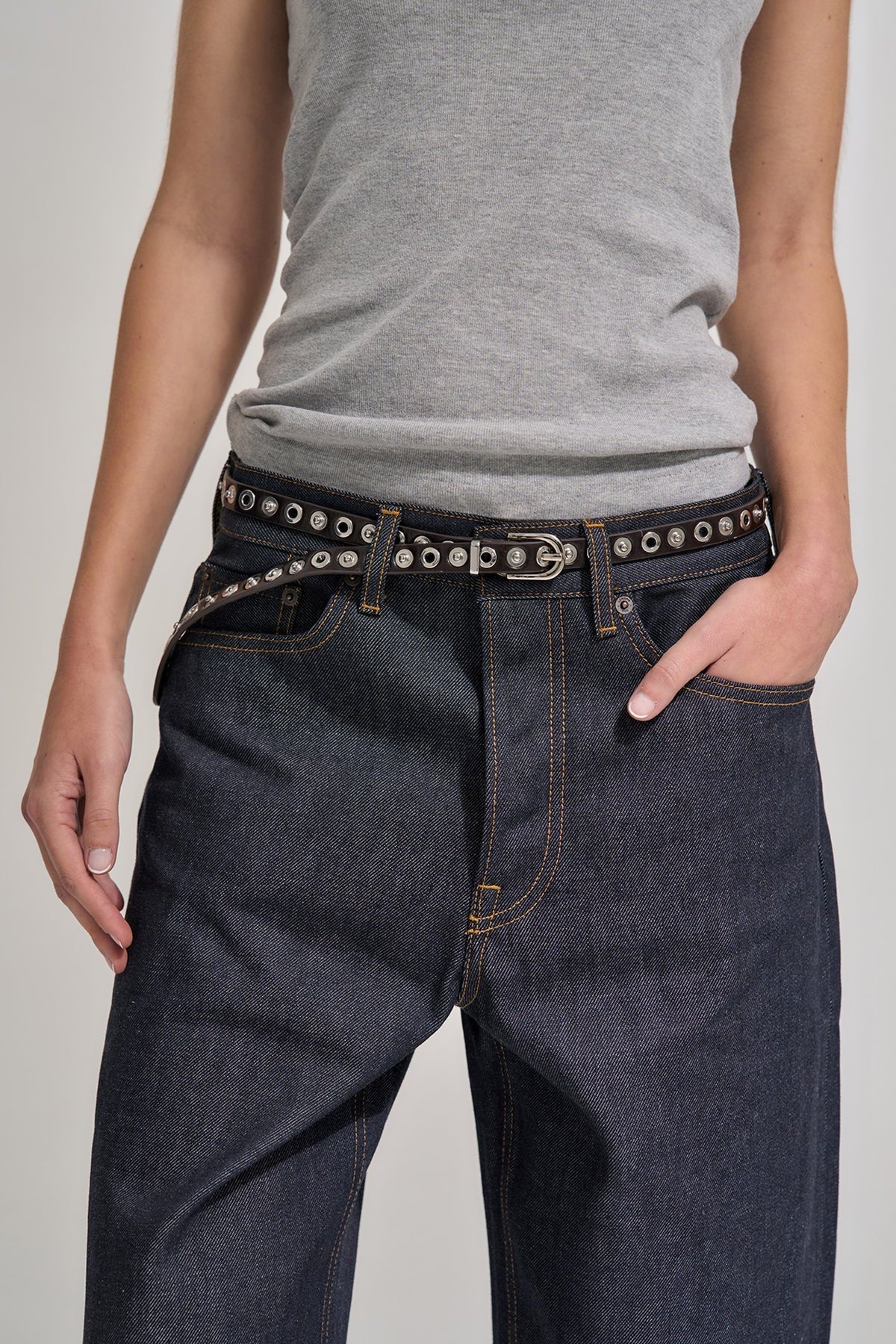 EYELET BELT - SILVER